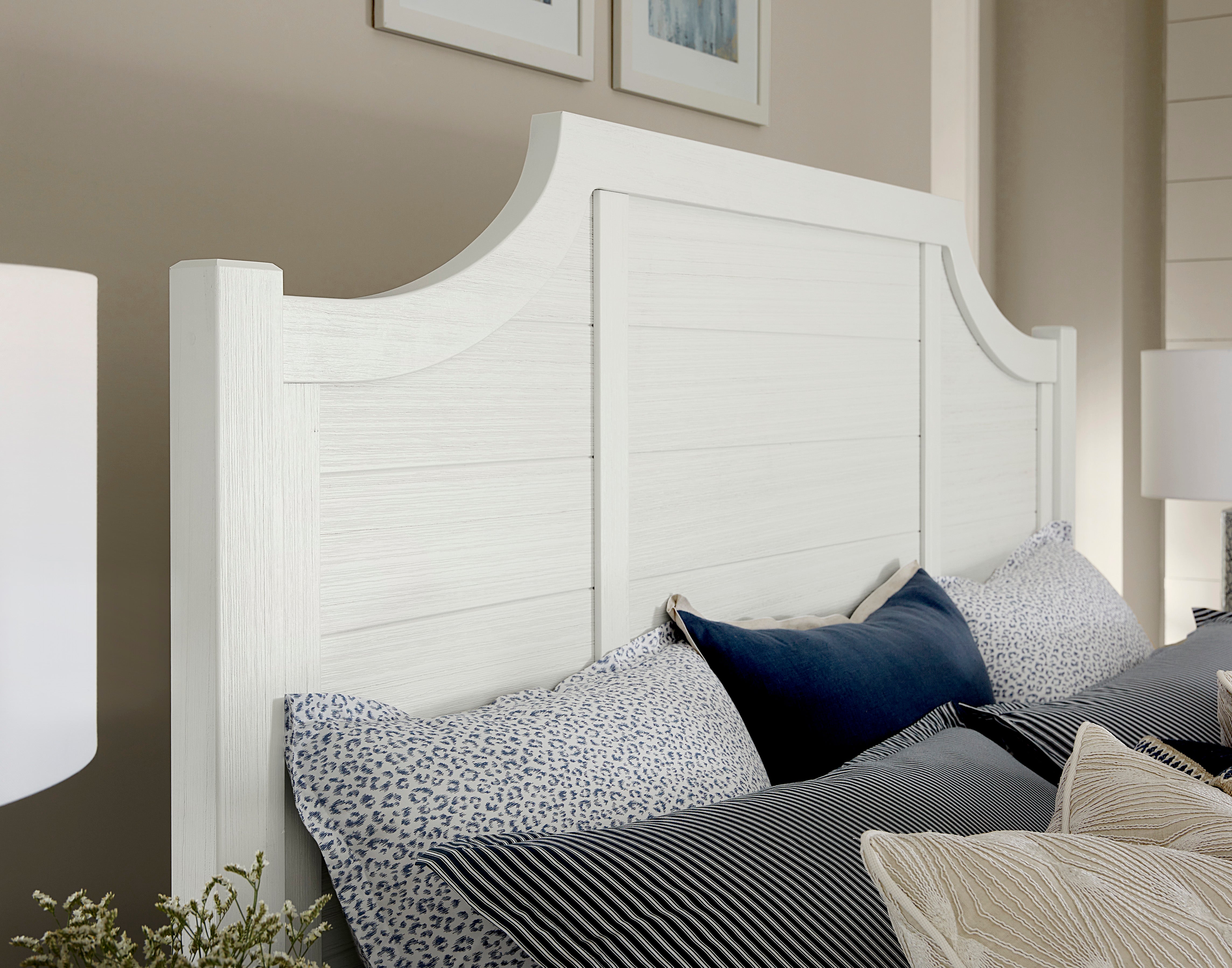 Artisan & Post Maple Road-Two Tone Scalloped Bed