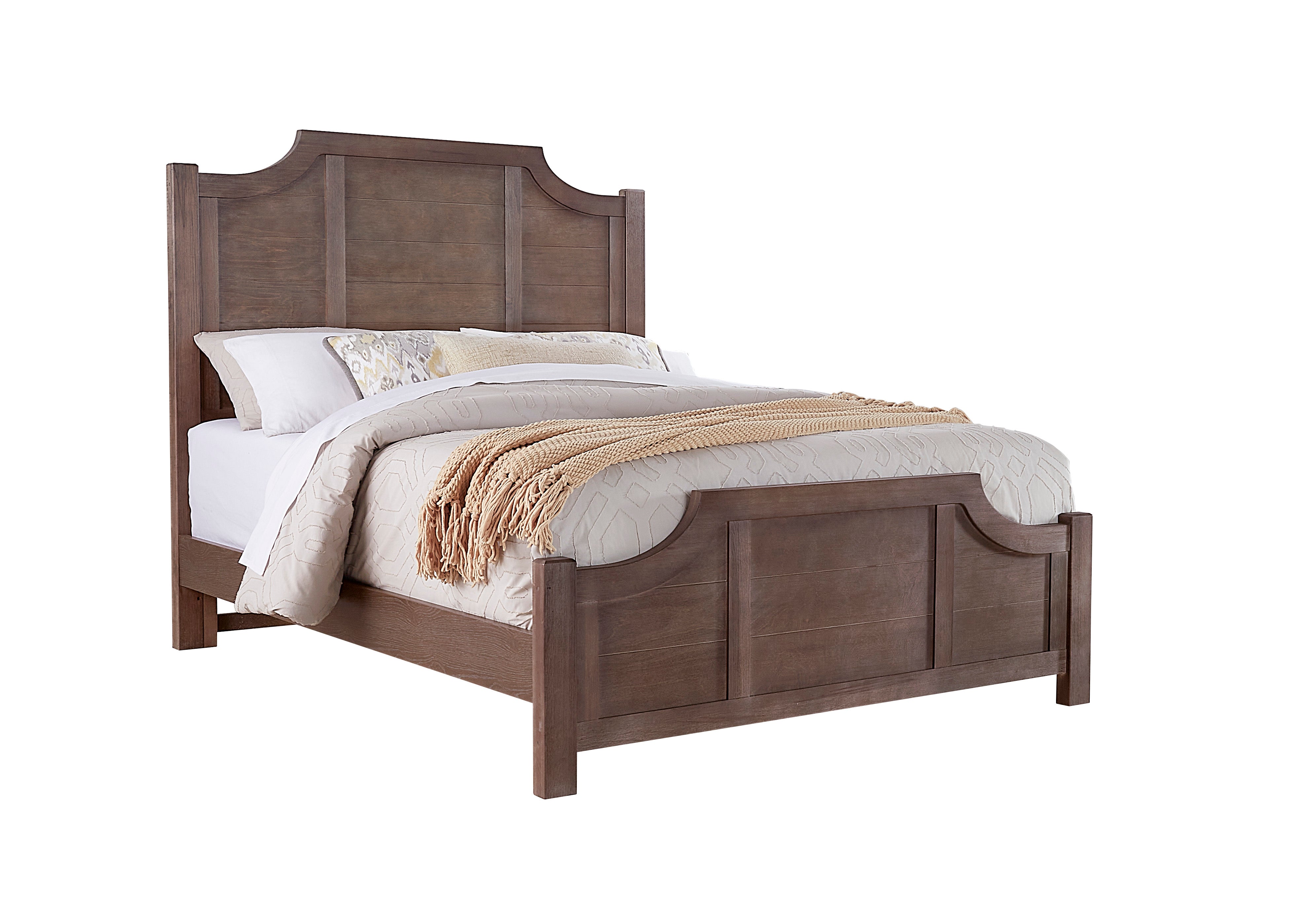 maple-road-cal-king-scalloped-bed-in-maple-syrup
