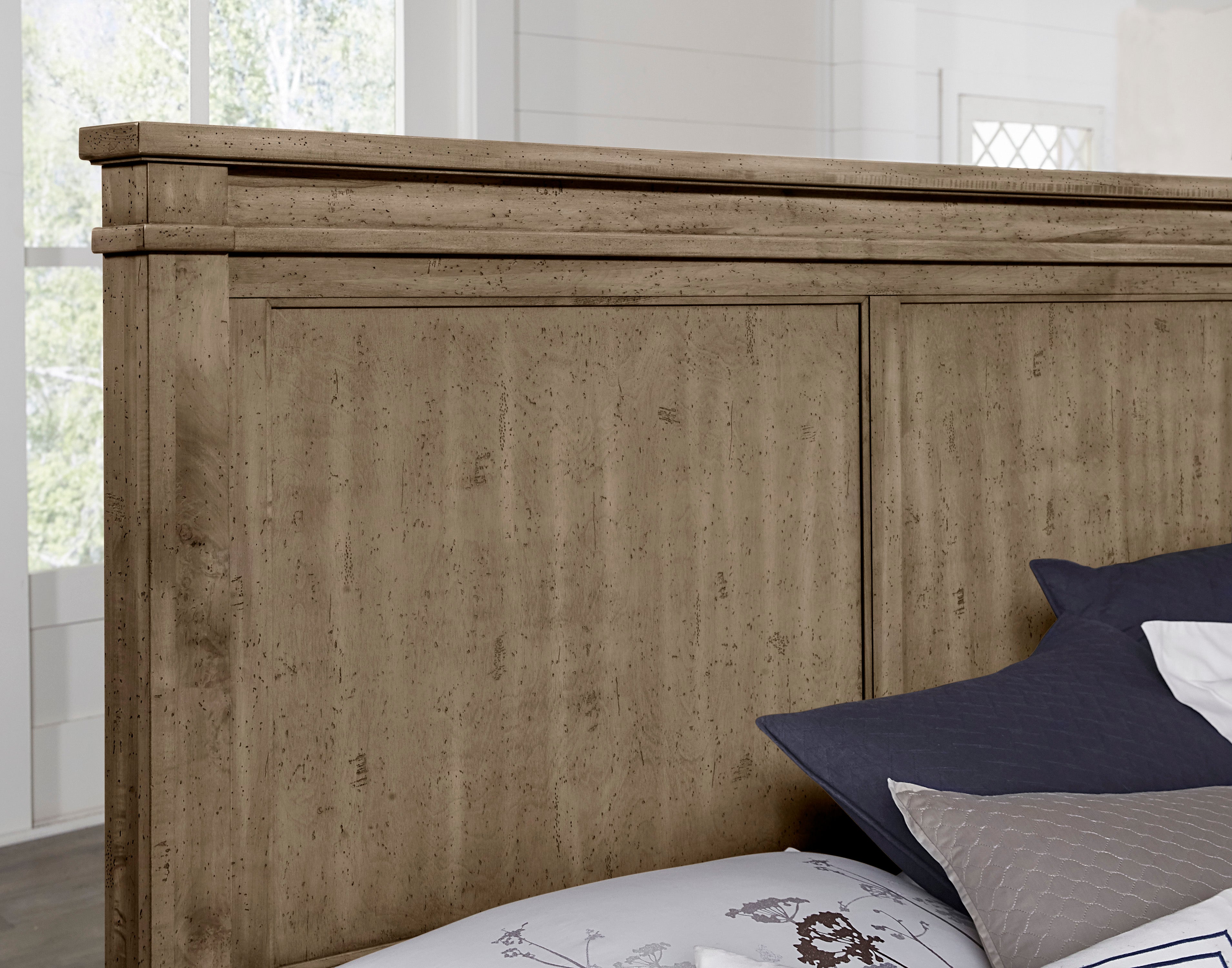 Artisan & Post Cool Rustic Mansion Bed