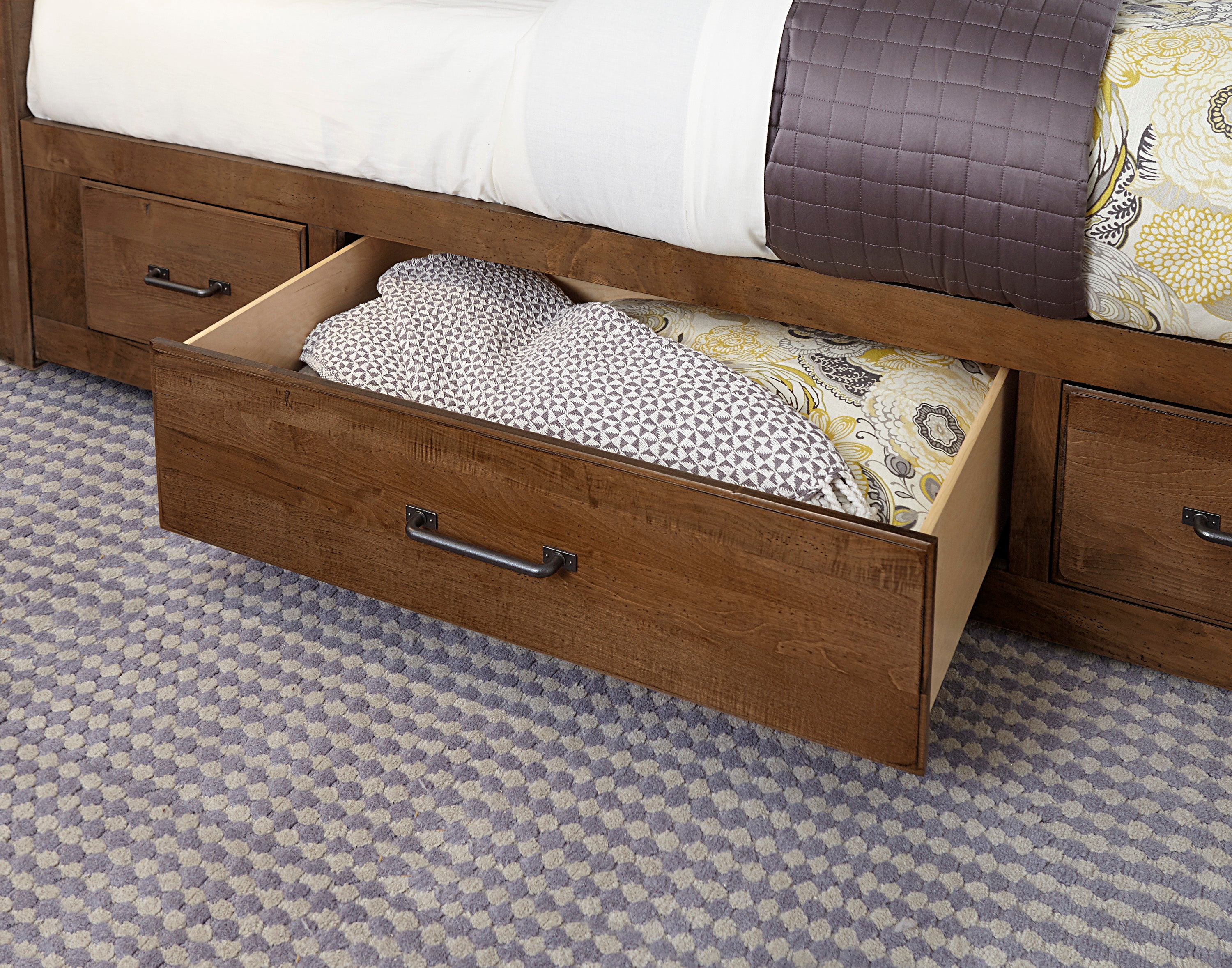 Artisan & Post Cool Rustic Mansion Bed with Footboard Storage
