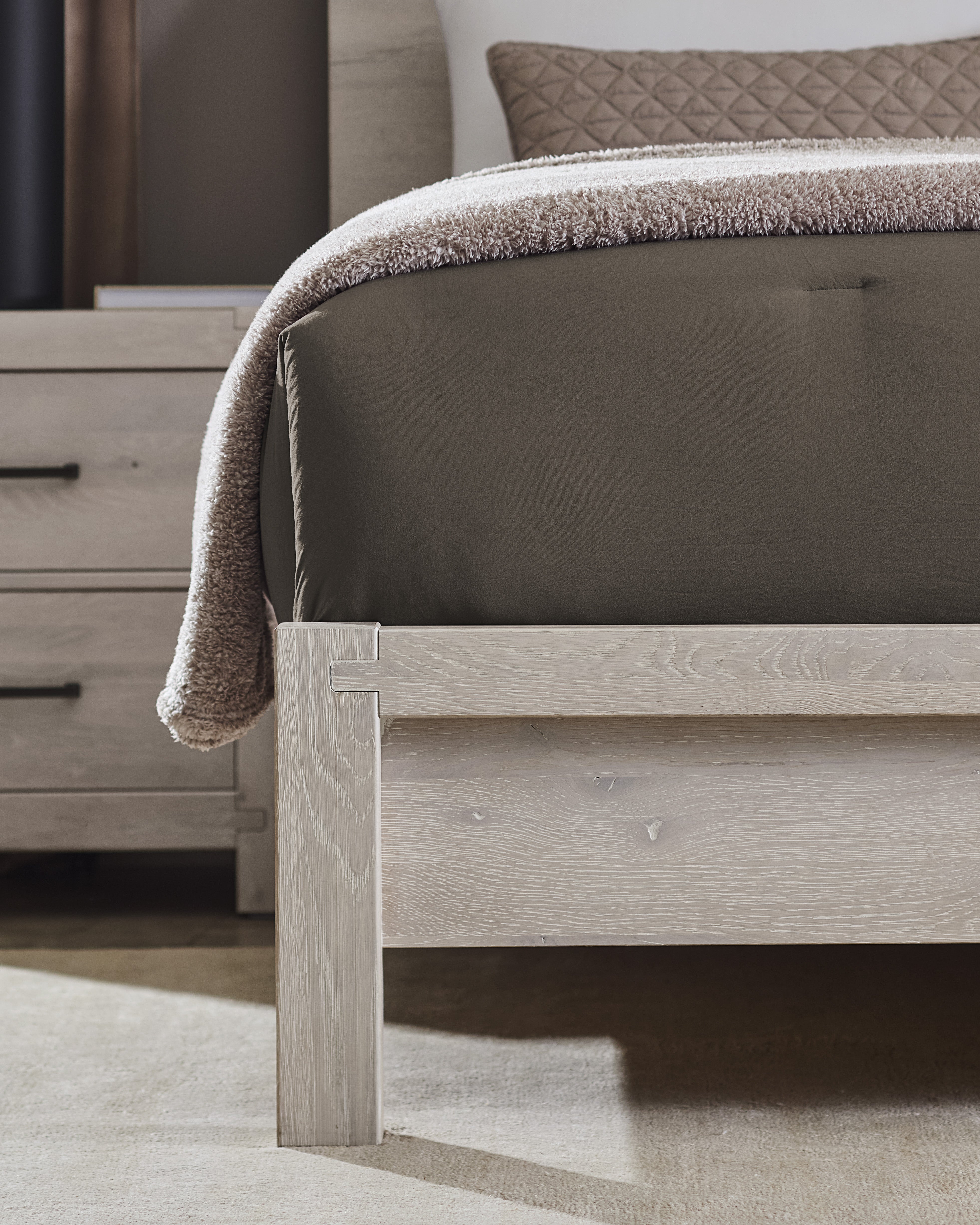Artisan & Post Joinery Plank Bed