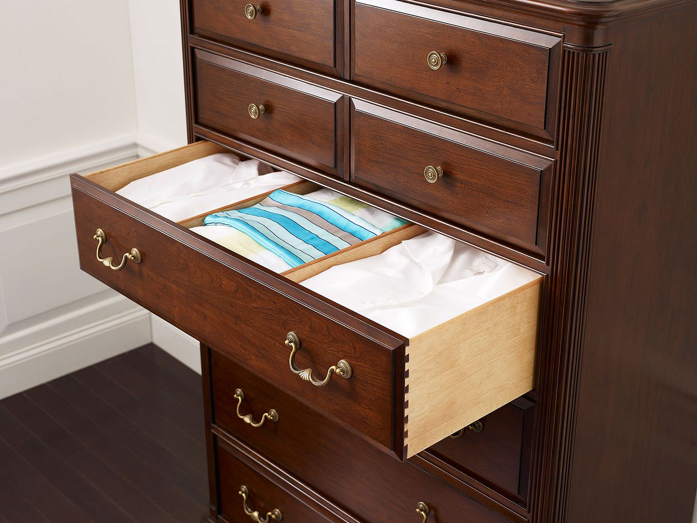 Kincaid Furniture Hadleigh Drawer Chest in Classic Cherry