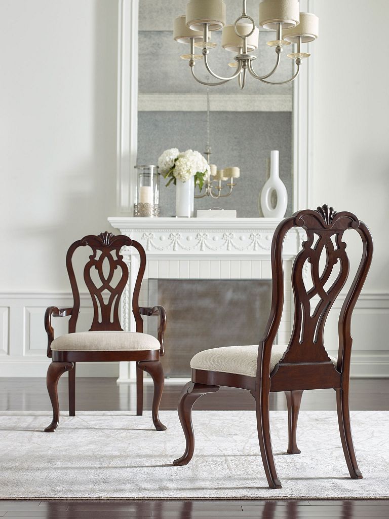 Kincaid Furniture Hadleigh Queen Anne Side Chair in Classic Cherry