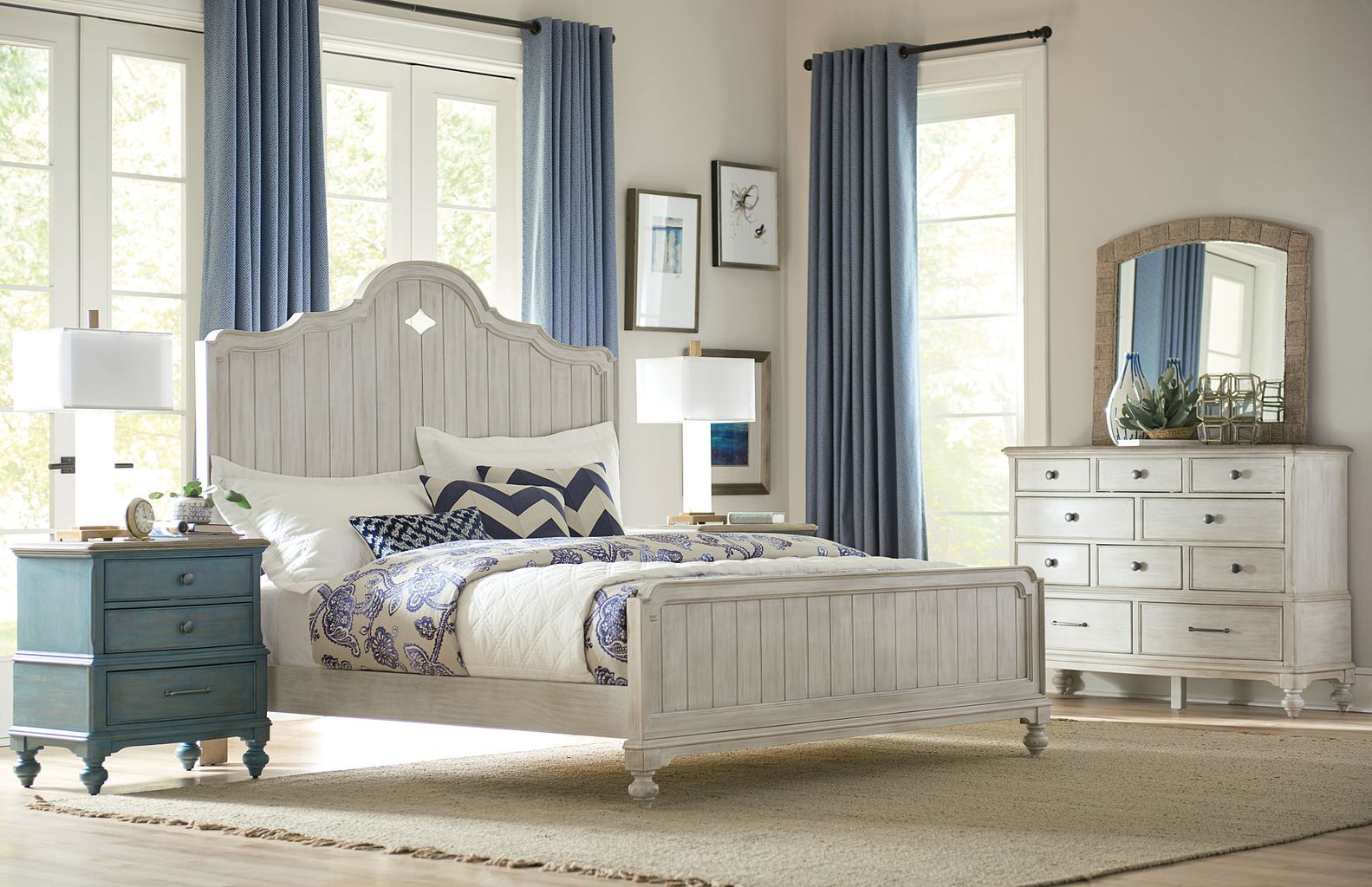 American Drew Litchfield Laurel Panel Bed in Sun Washed
