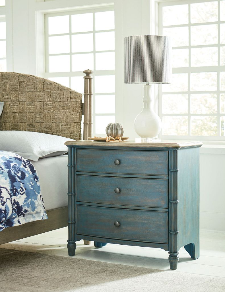 American Drew Litchfield Sundown Accent Chest Blue in Driftwood/Denim