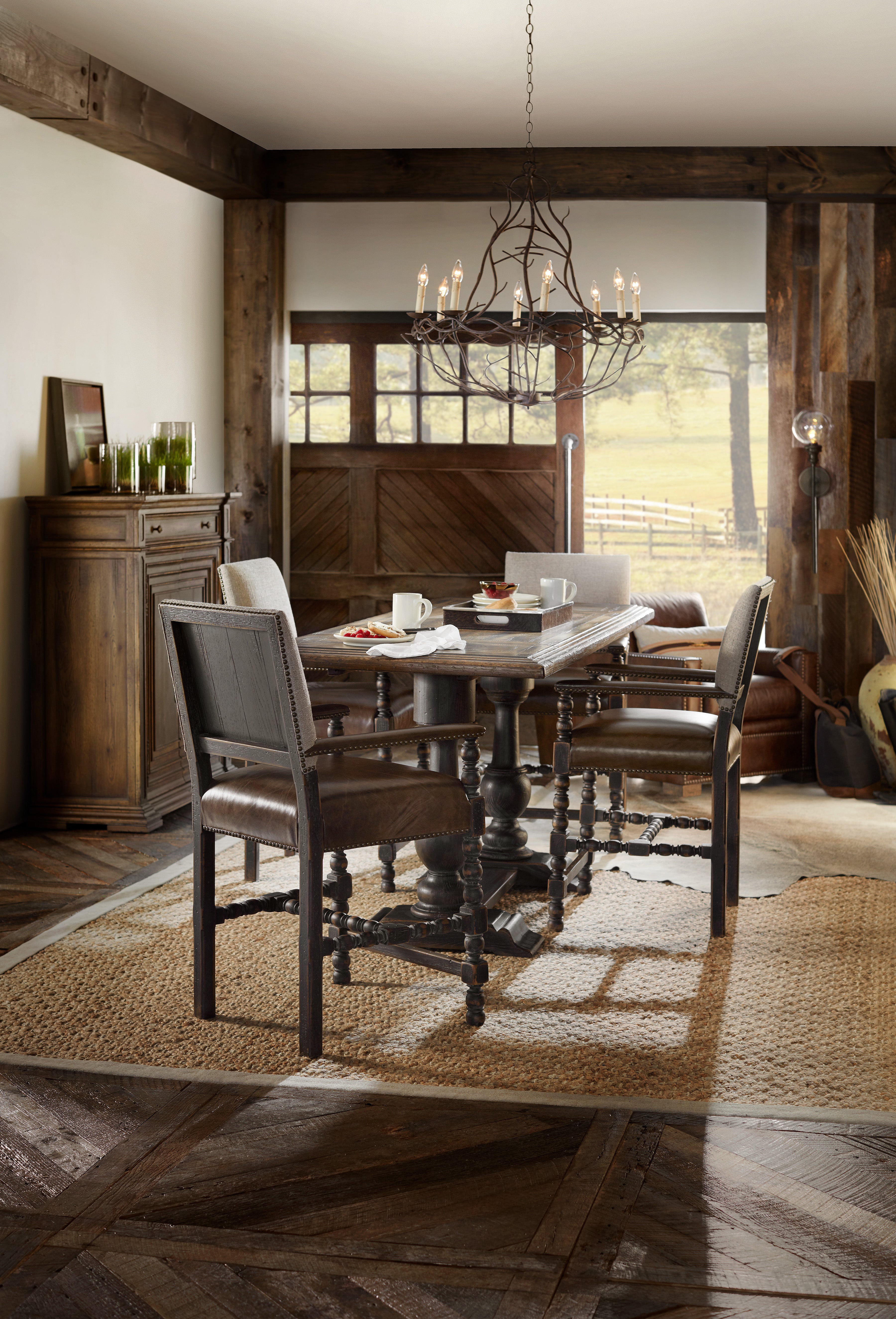 Hooker Furniture Balcones 60in Friendship Table with 2-12in Leaves