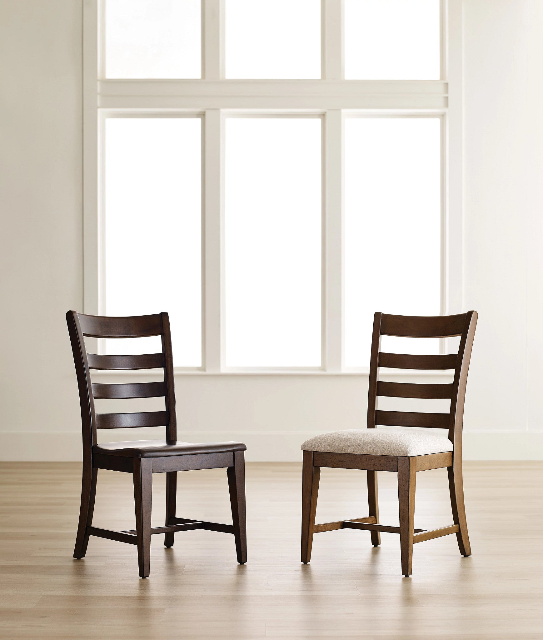 Kincaid Furniture Kafe Ladderback Chair in Cappuccino