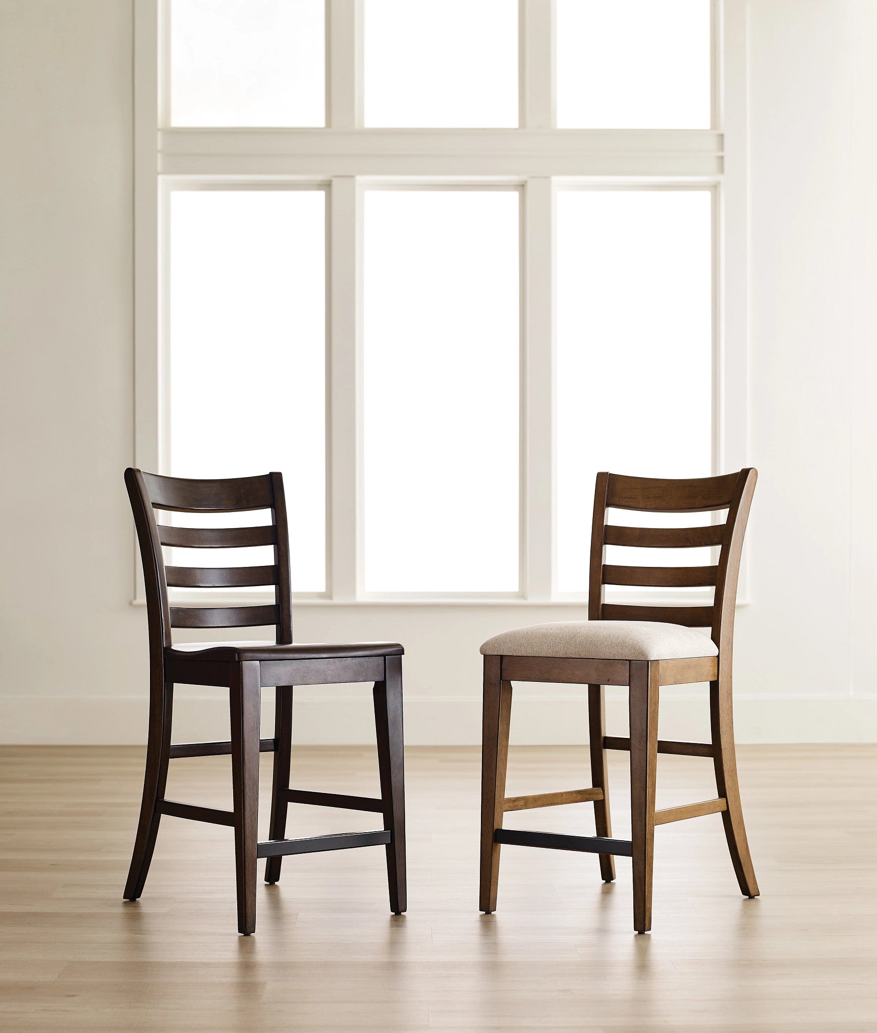 Kincaid Furniture Kafe Tall Ladderback Chair in Mocha
