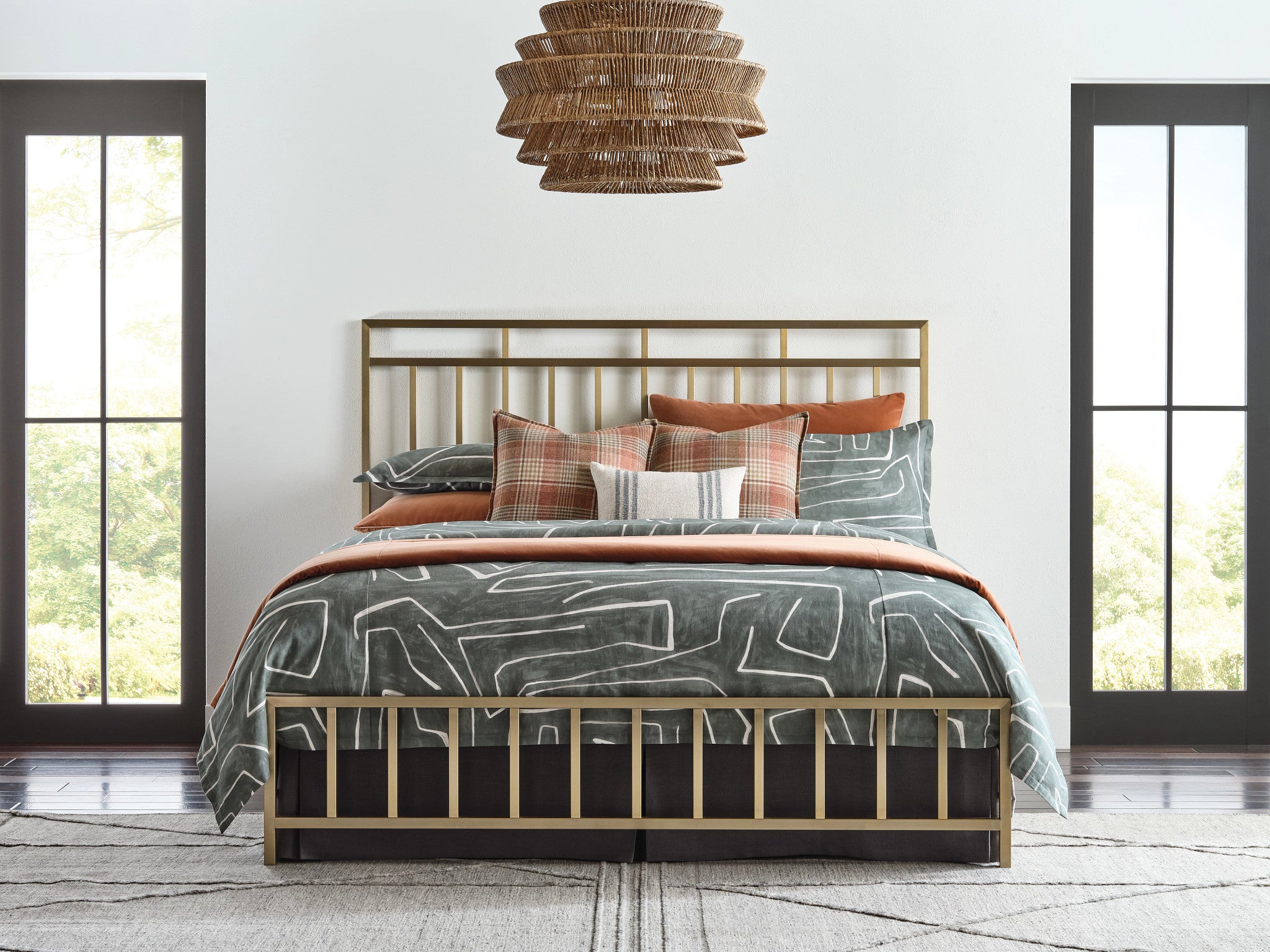 Kincaid Furniture Aspire Aspire Metal Bed in Champagne