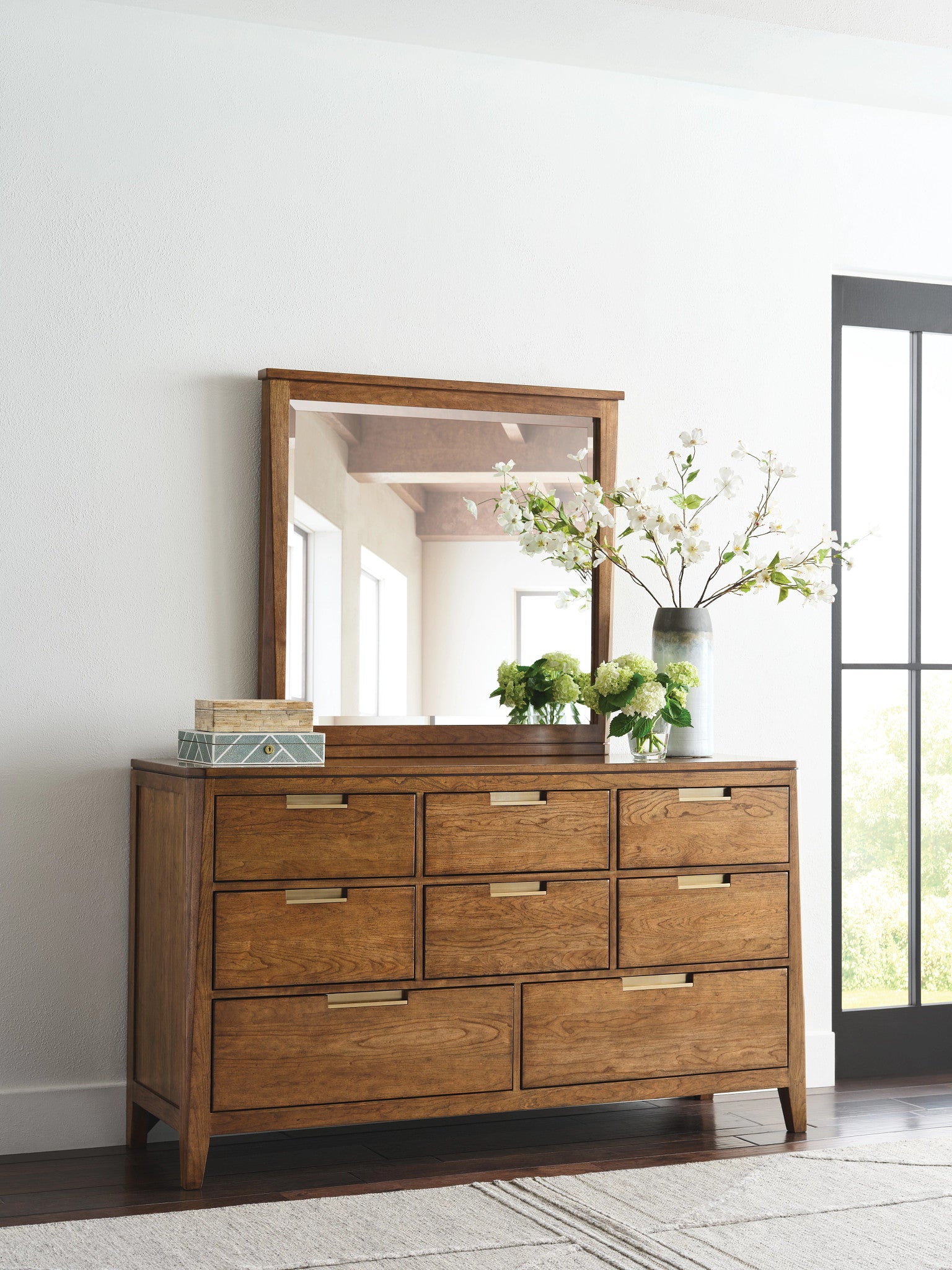 Kincaid Furniture Aspire Profile Dresser in Aspire Cherry/Champagne