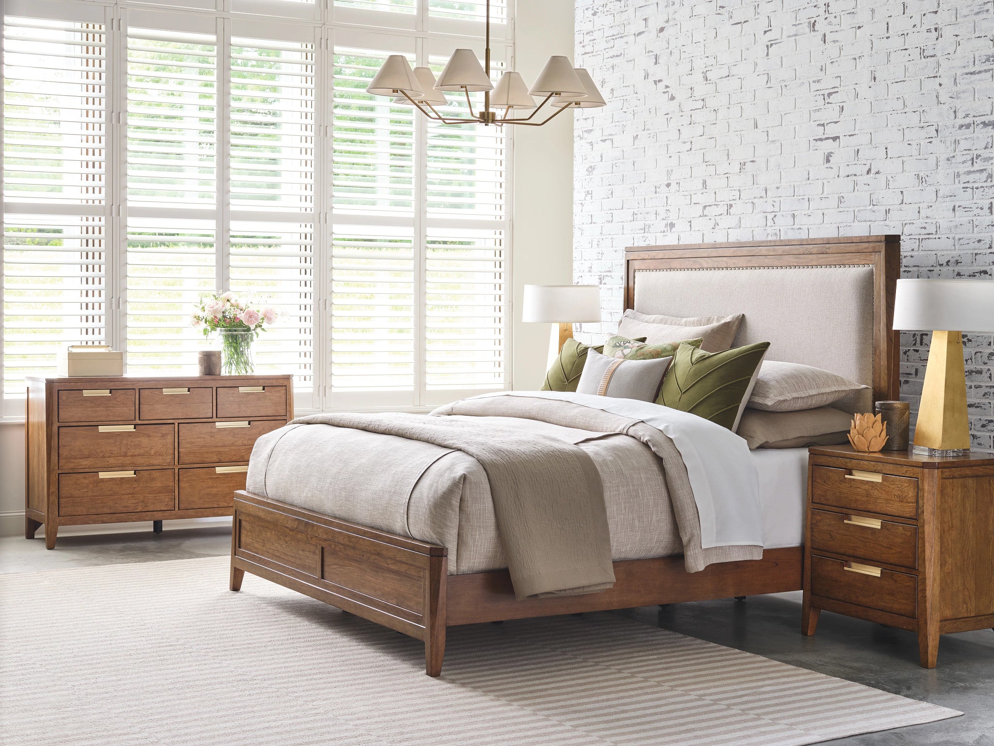 Kincaid Furniture Aspire Affinity Upholstered Bed in Aspire Cherry