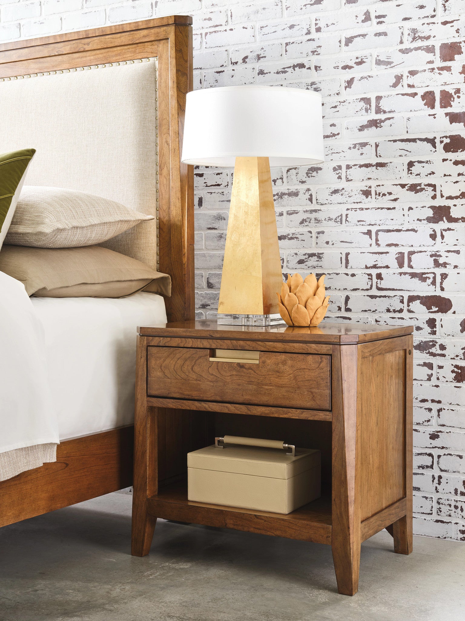 Kincaid Furniture Aspire Scale Nightstand in Aspire Cherry/Champagne