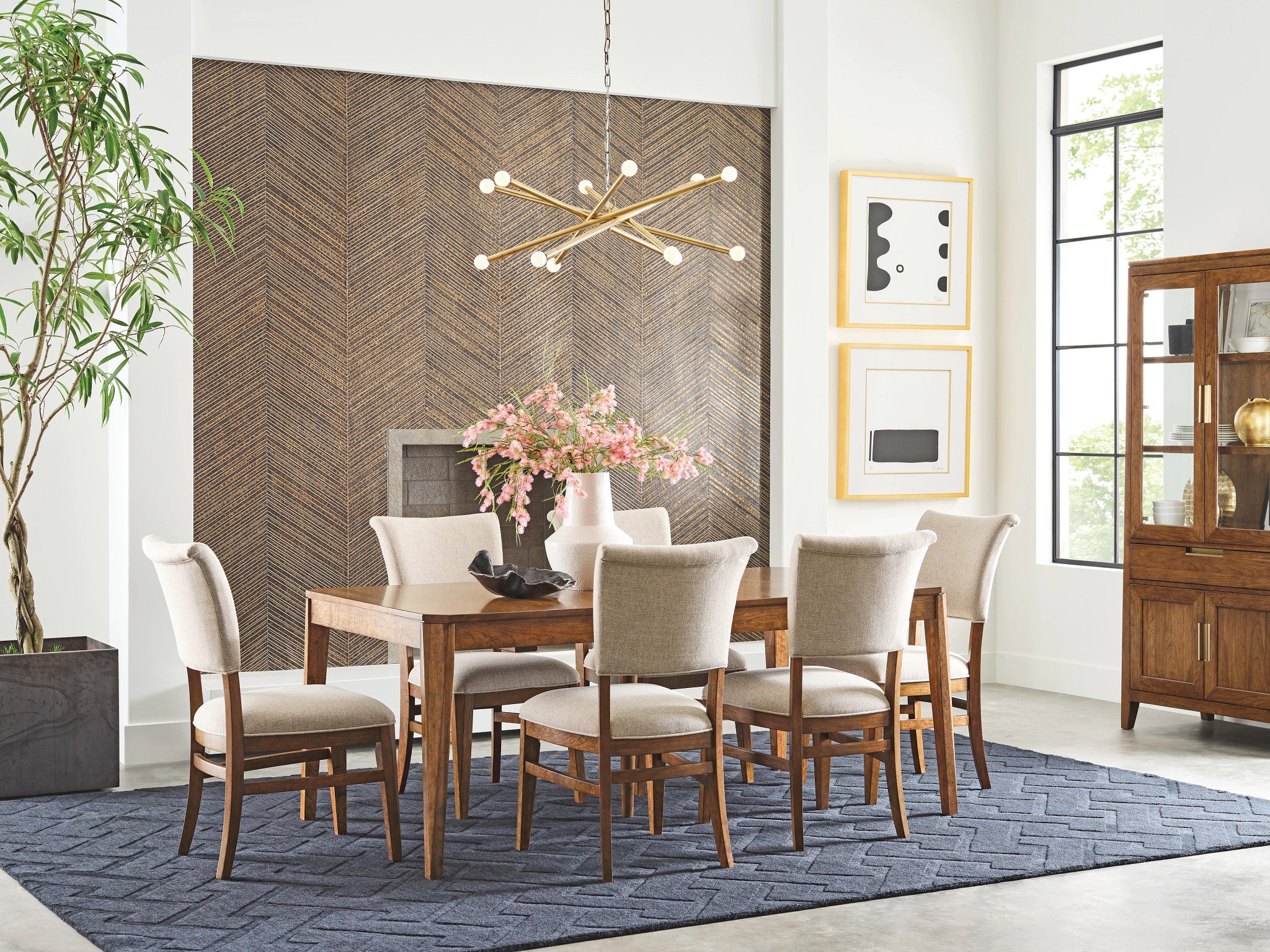 Kincaid Furniture Aspire Edge Rectangular Dining Table in Aspire Cherry