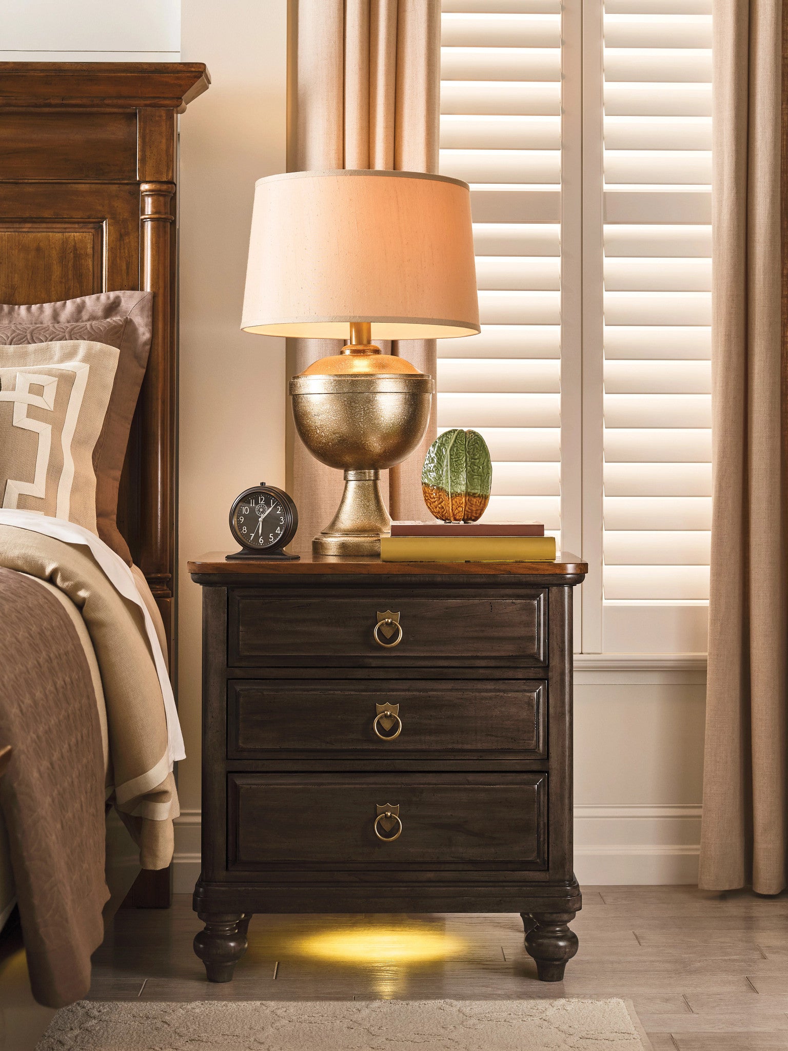 Kincaid Furniture Bridgetown Harrison Nightstand in Heritage Maple/Bridgetown Black