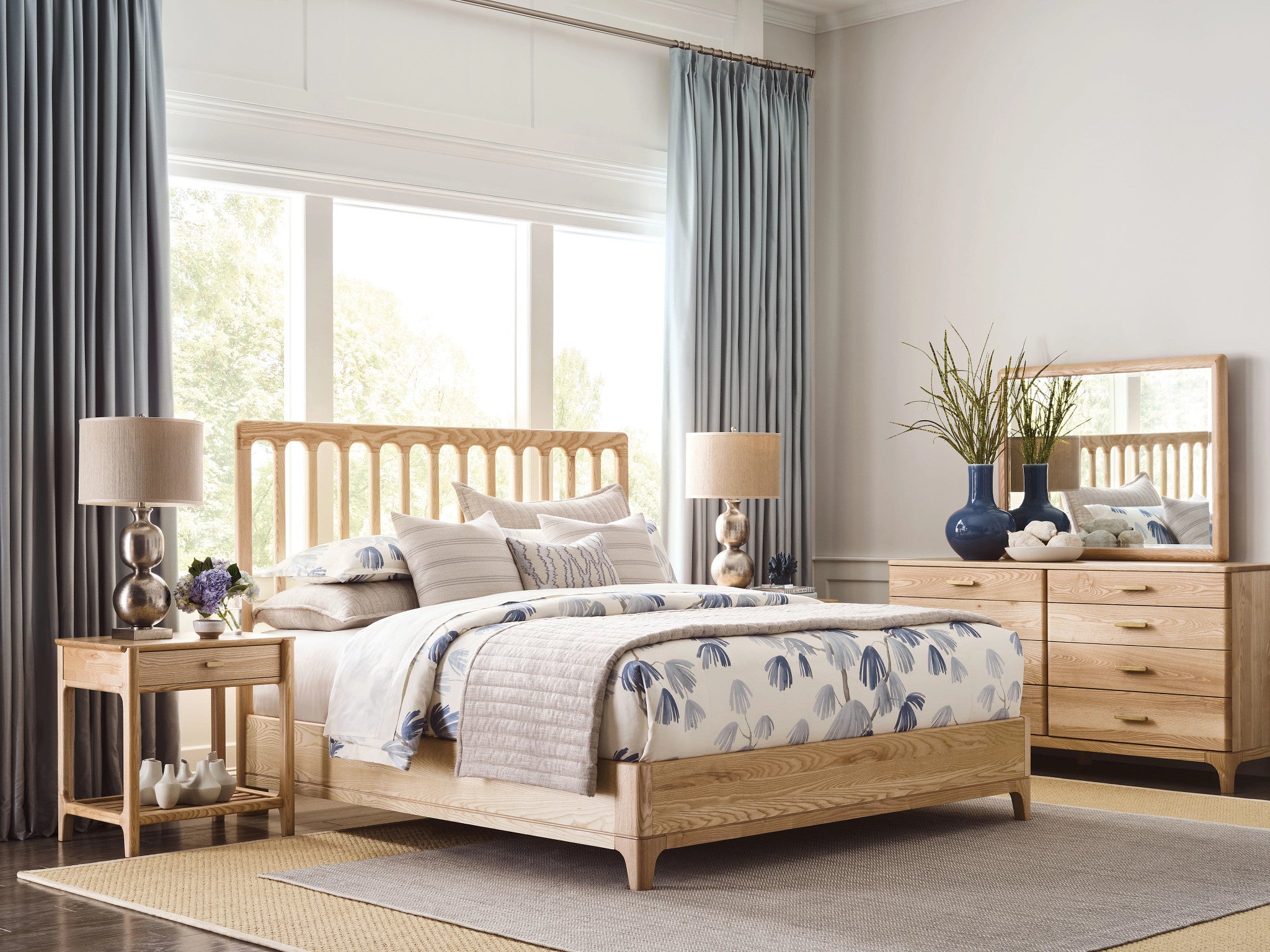 Kincaid Furniture Essence Somerset Bed in Essence Ash