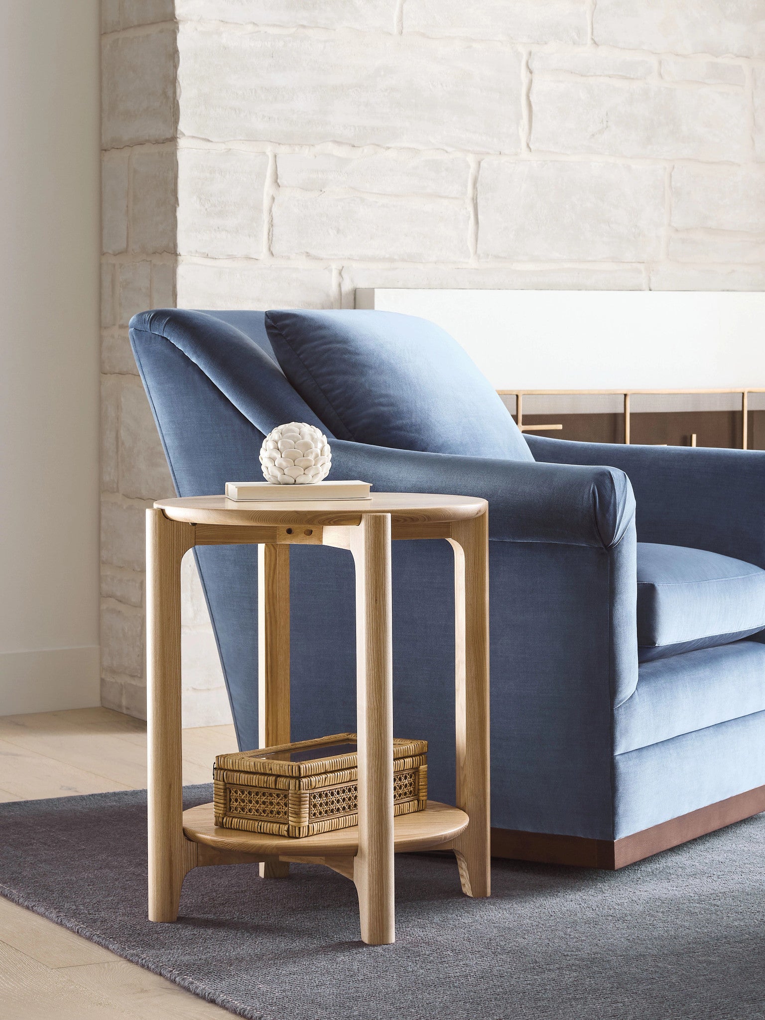 Kincaid Furniture Essence Newport Round End Table in Essence Ash
