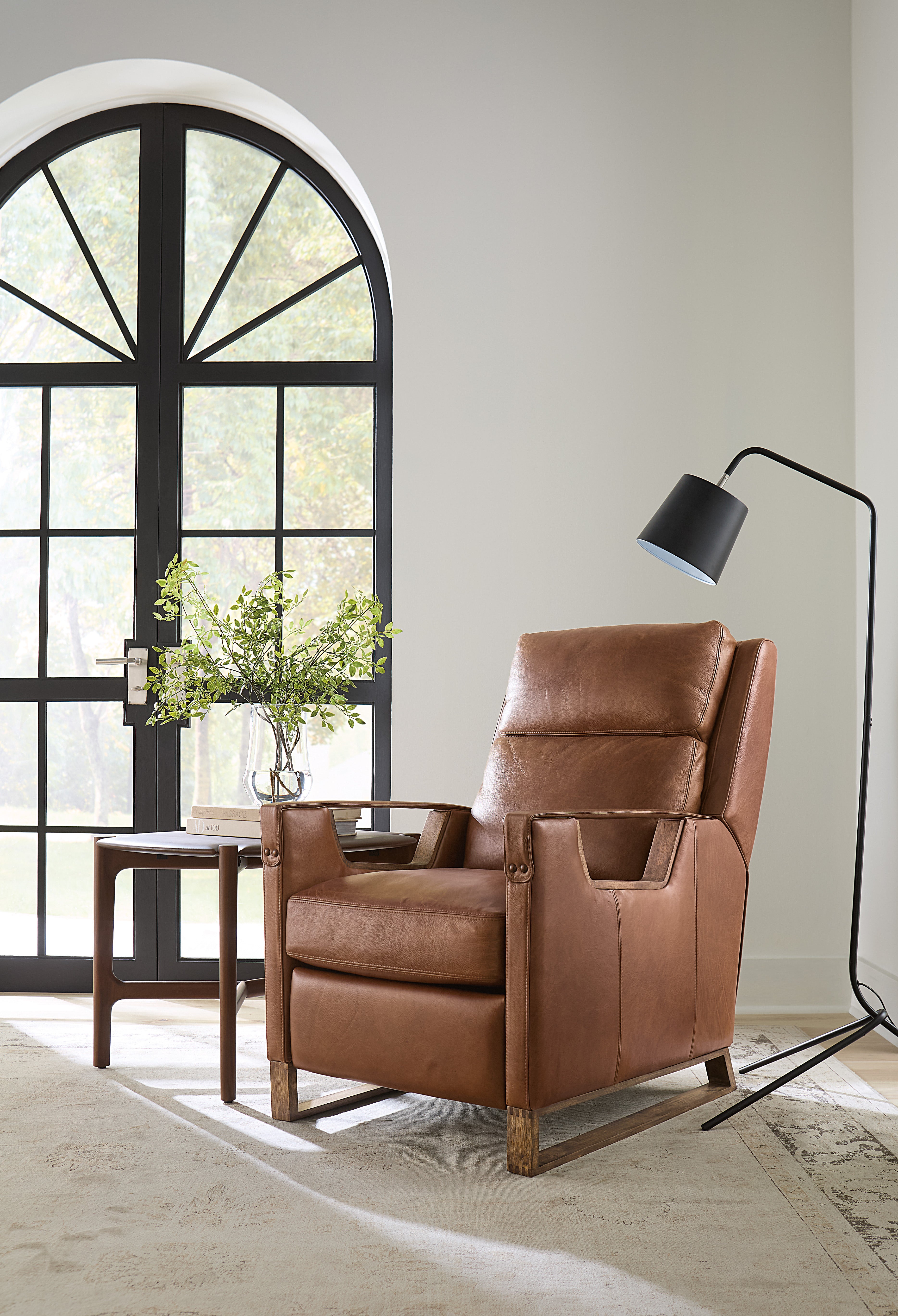 Hooker Furniture Relic Power Recliner w/Power Headrest in Brown