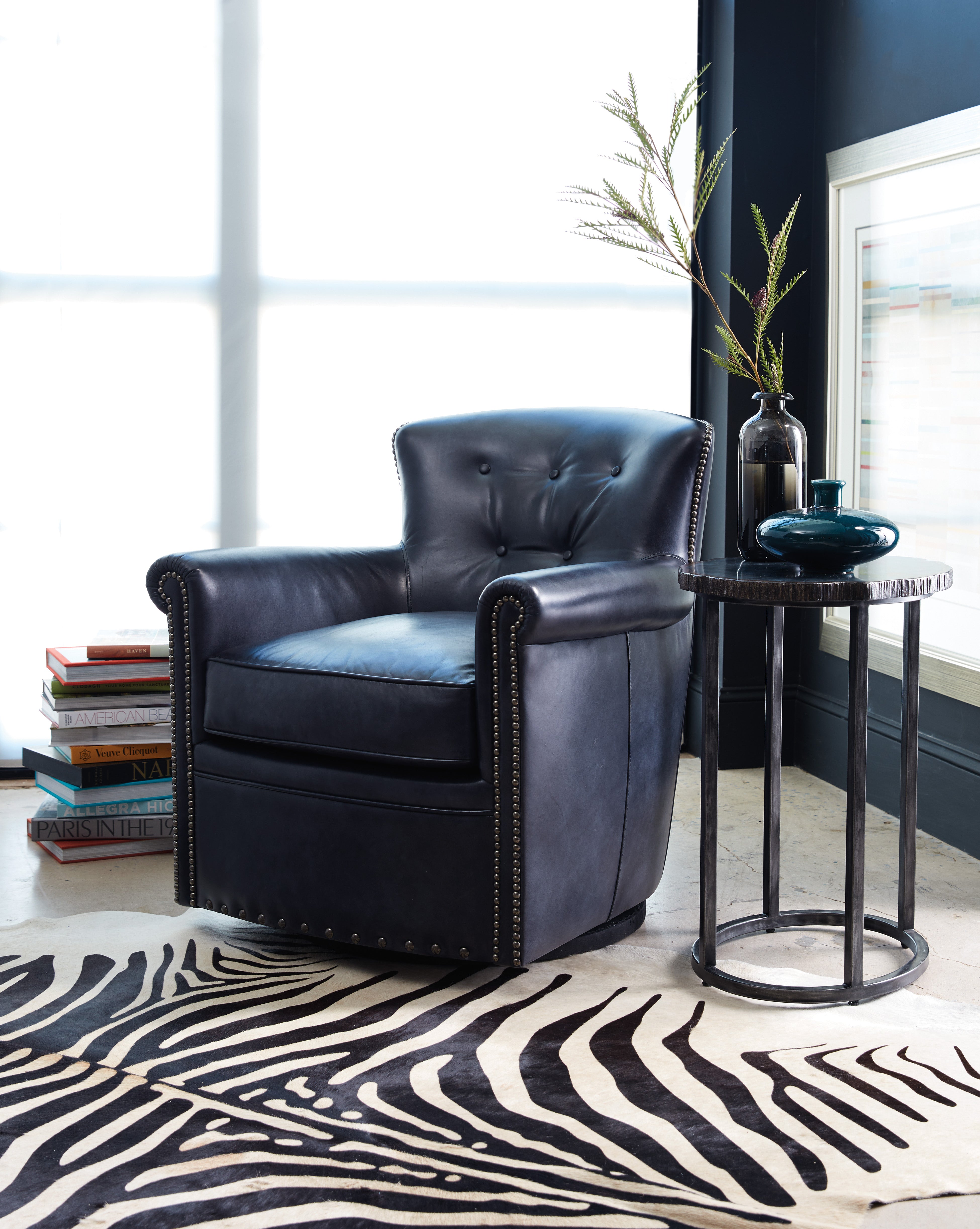 Hooker Furniture Nesting Tables in Black