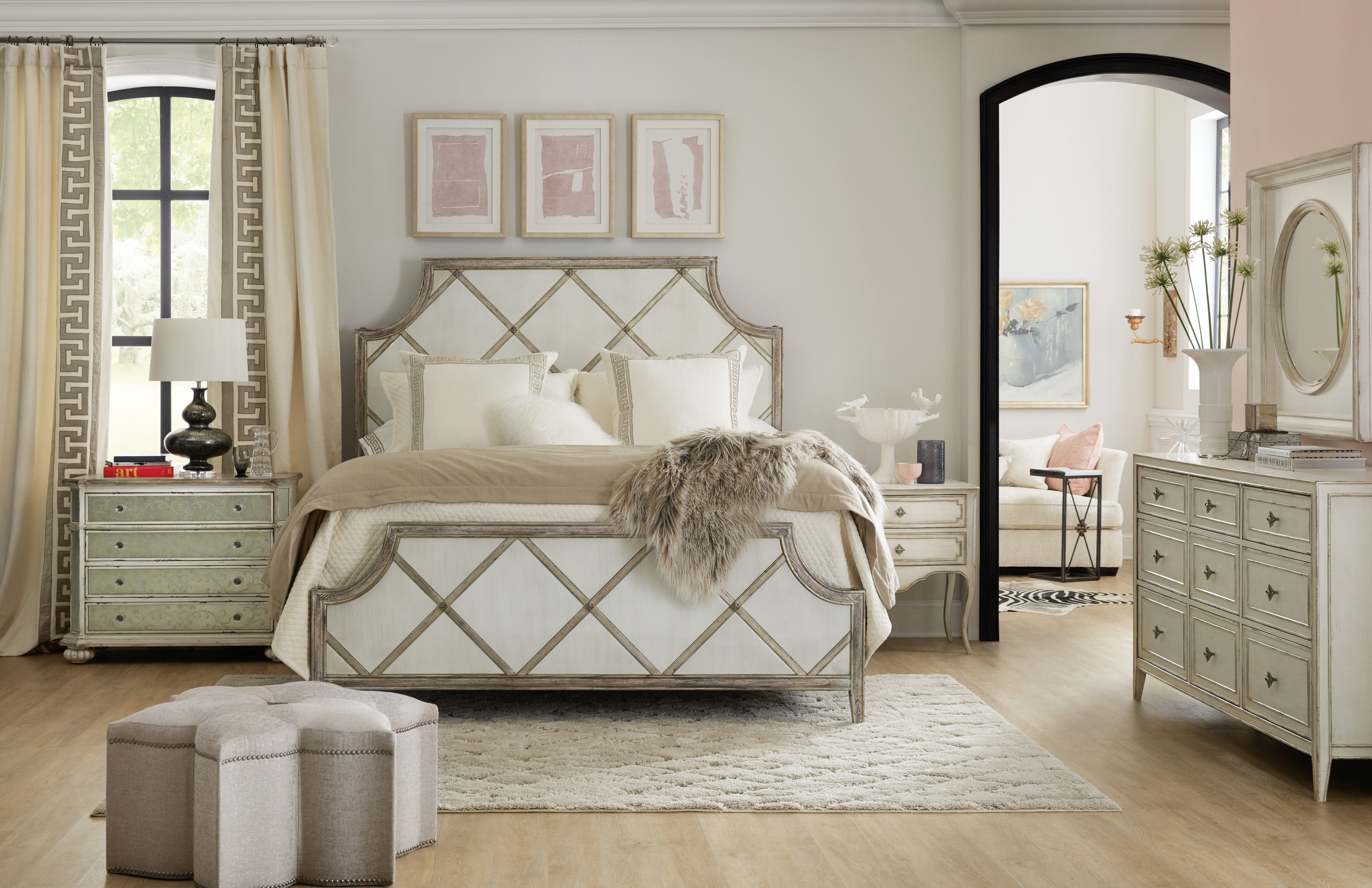 Hooker Furniture Sanctuary Diamont King Panel Bed