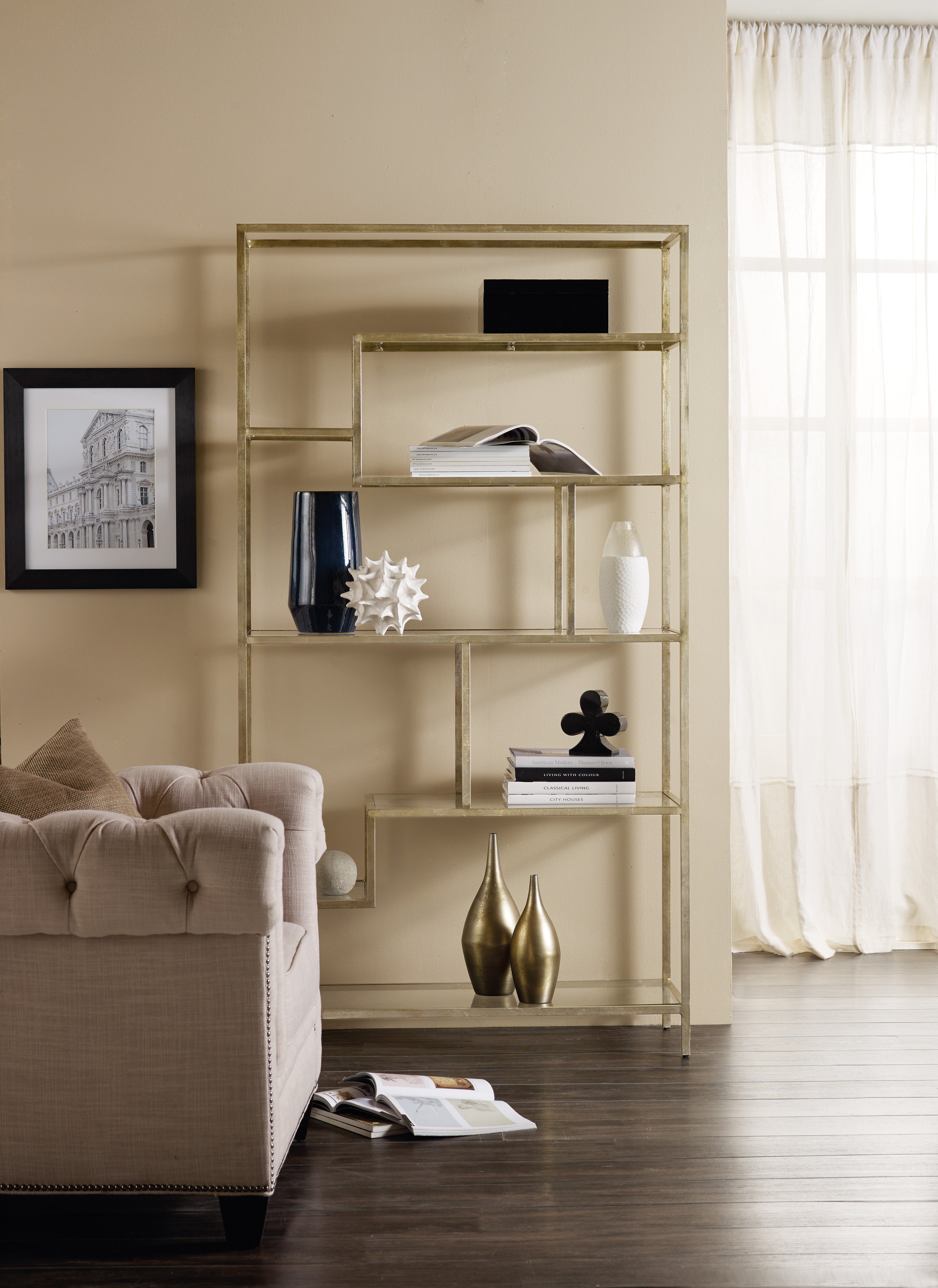 Hooker Furniture Champagne Glass Etagere