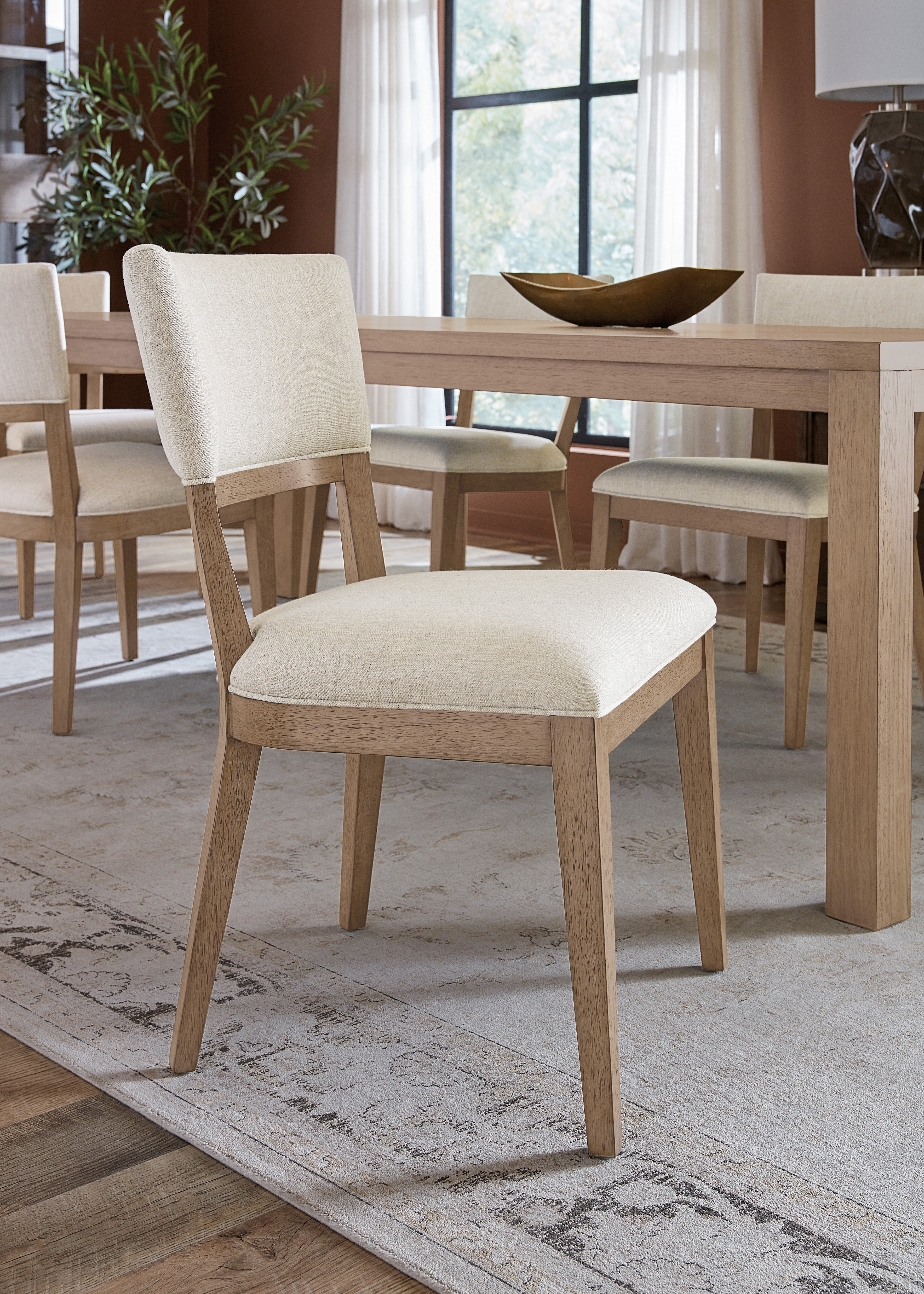 Hooker Furniture Sonnet Upholstered Side Chair