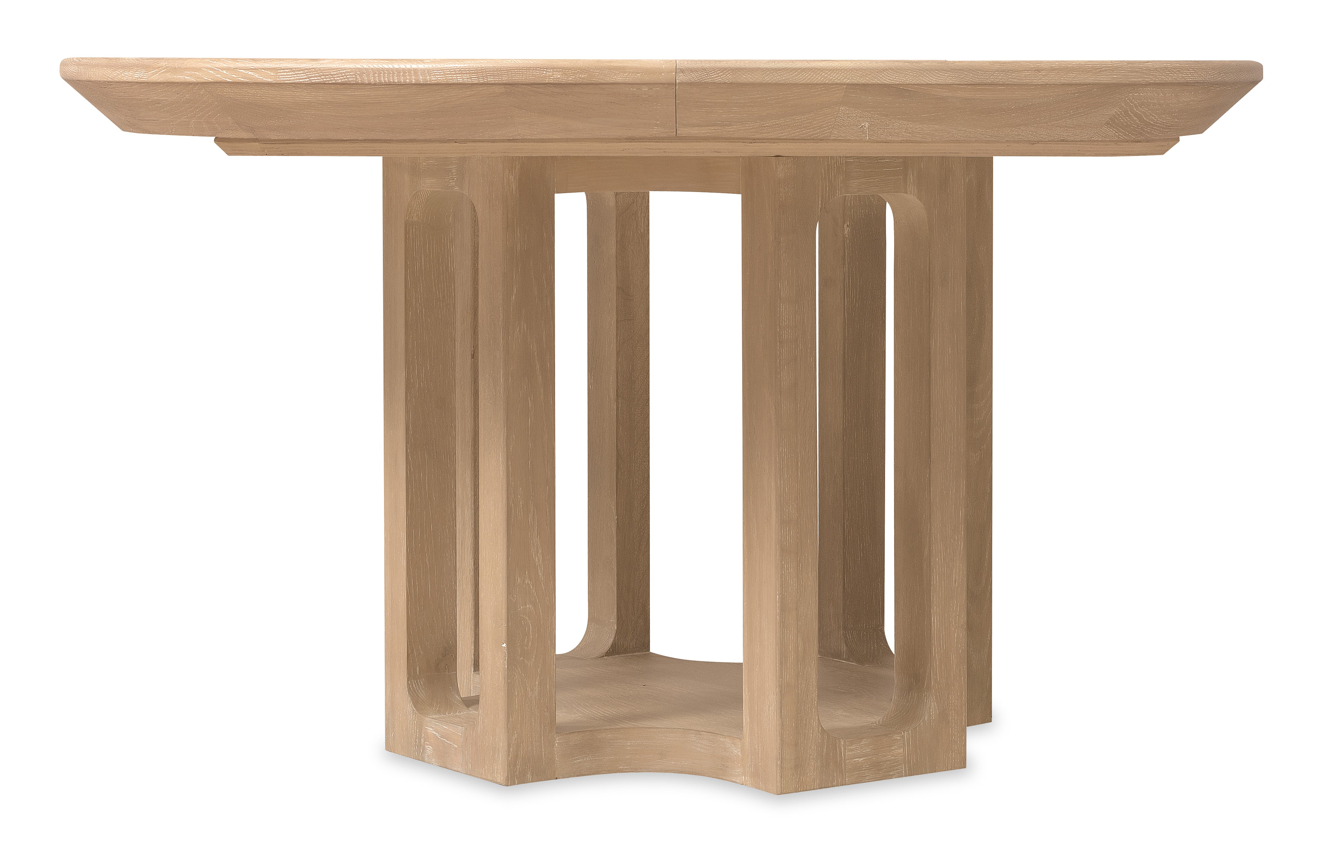Hooker Furniture Banyon Bay Round Dining Table with One 18-inch Leaf