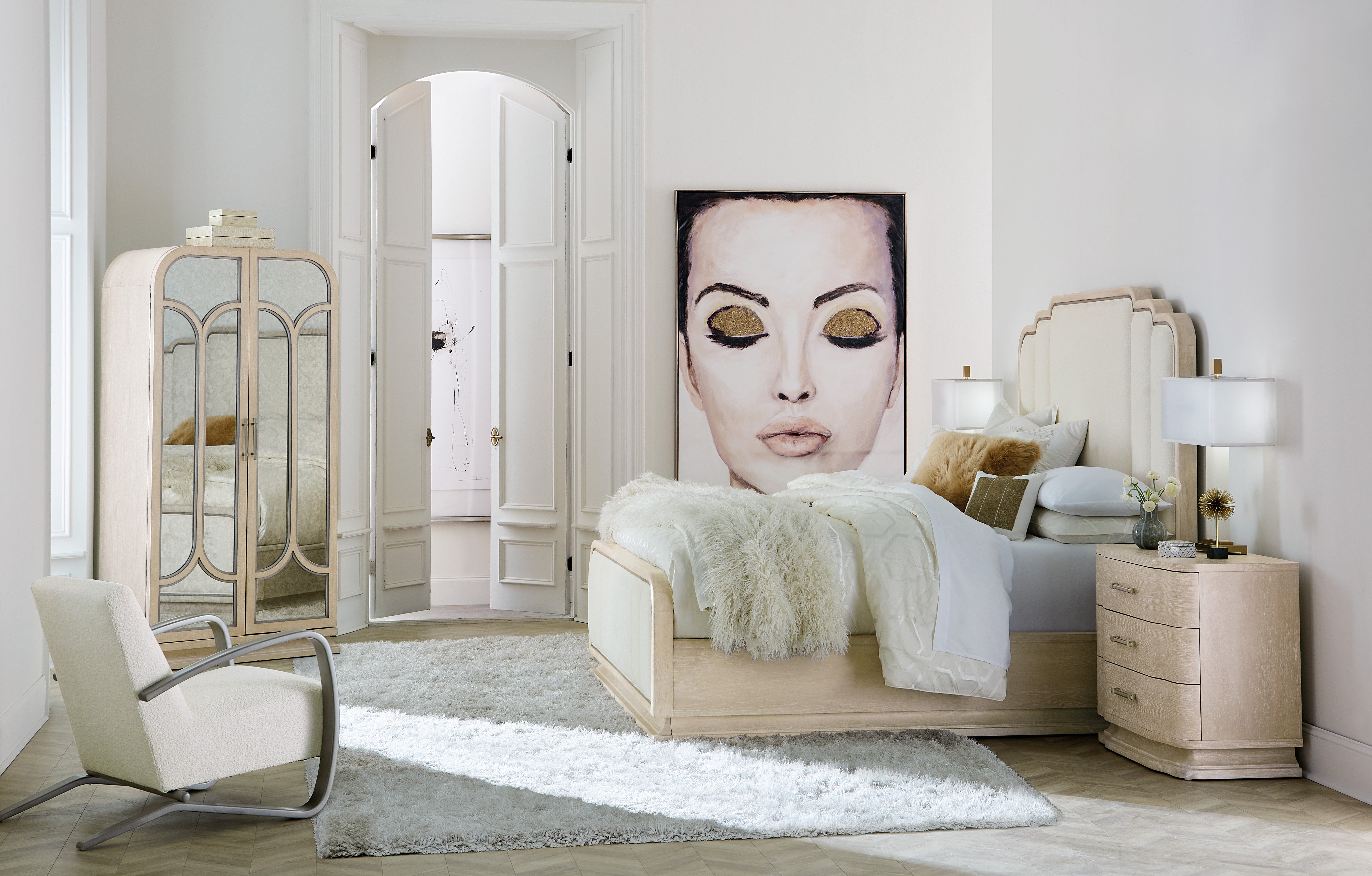 Hooker Furniture Nouveau Chic King Upholstered Bed