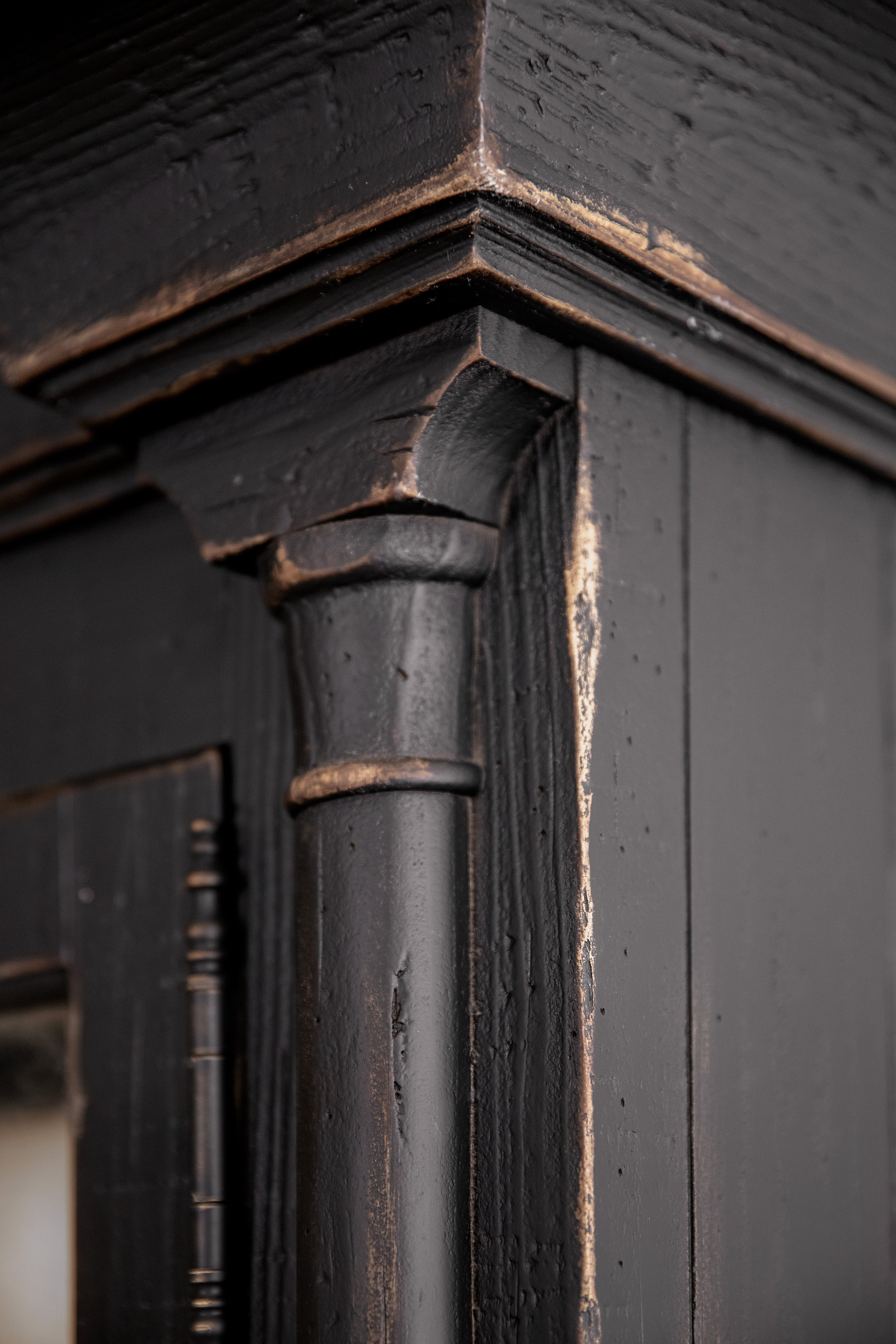 Hooker Furniture Ciao Bella Display Cabinet- Black