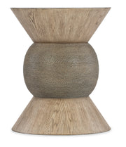 Hooker Furniture Commerce & Market Round Robin Accent Table in Light Wood