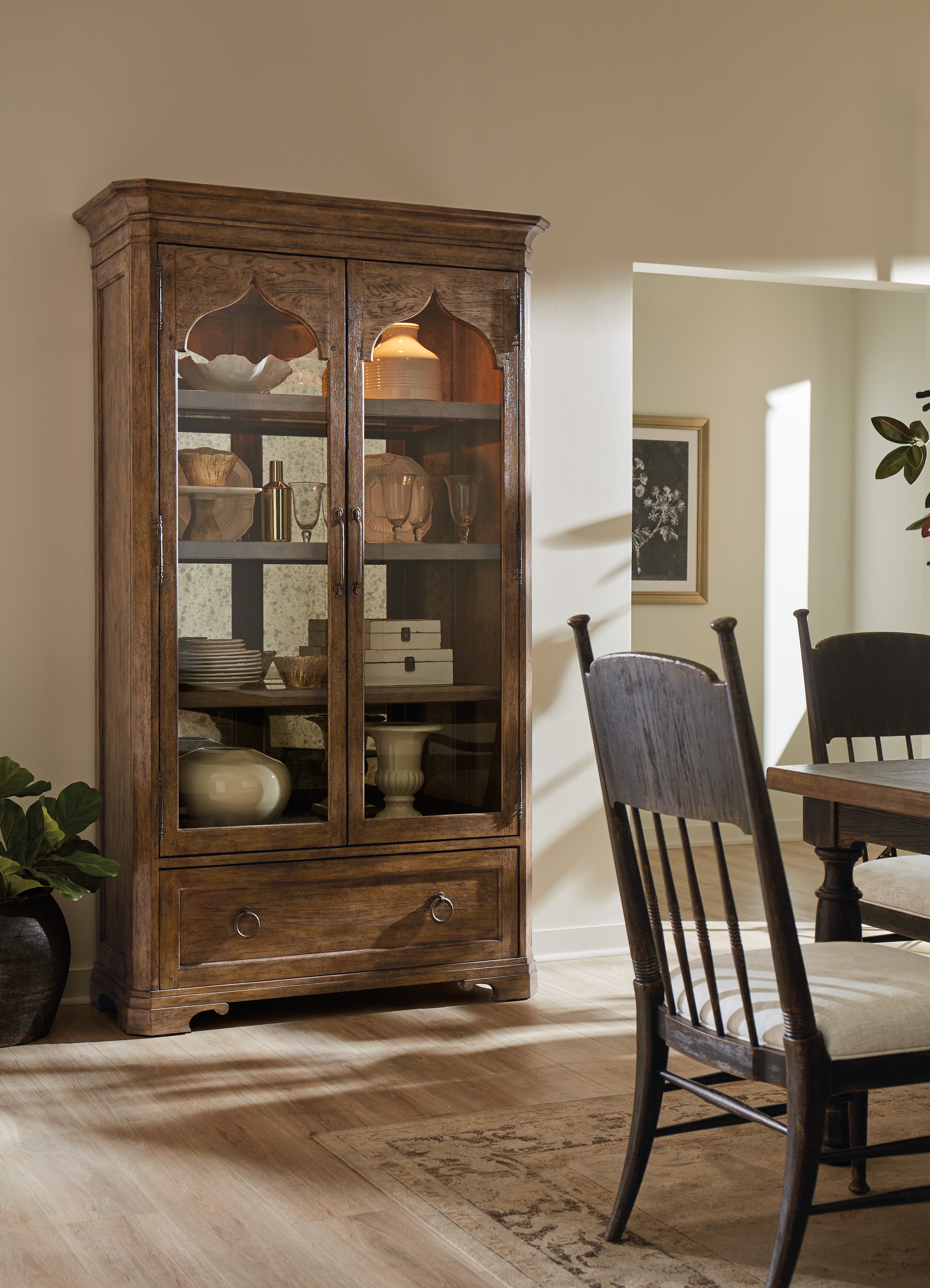 Hooker Furniture Americana Display Cabinet