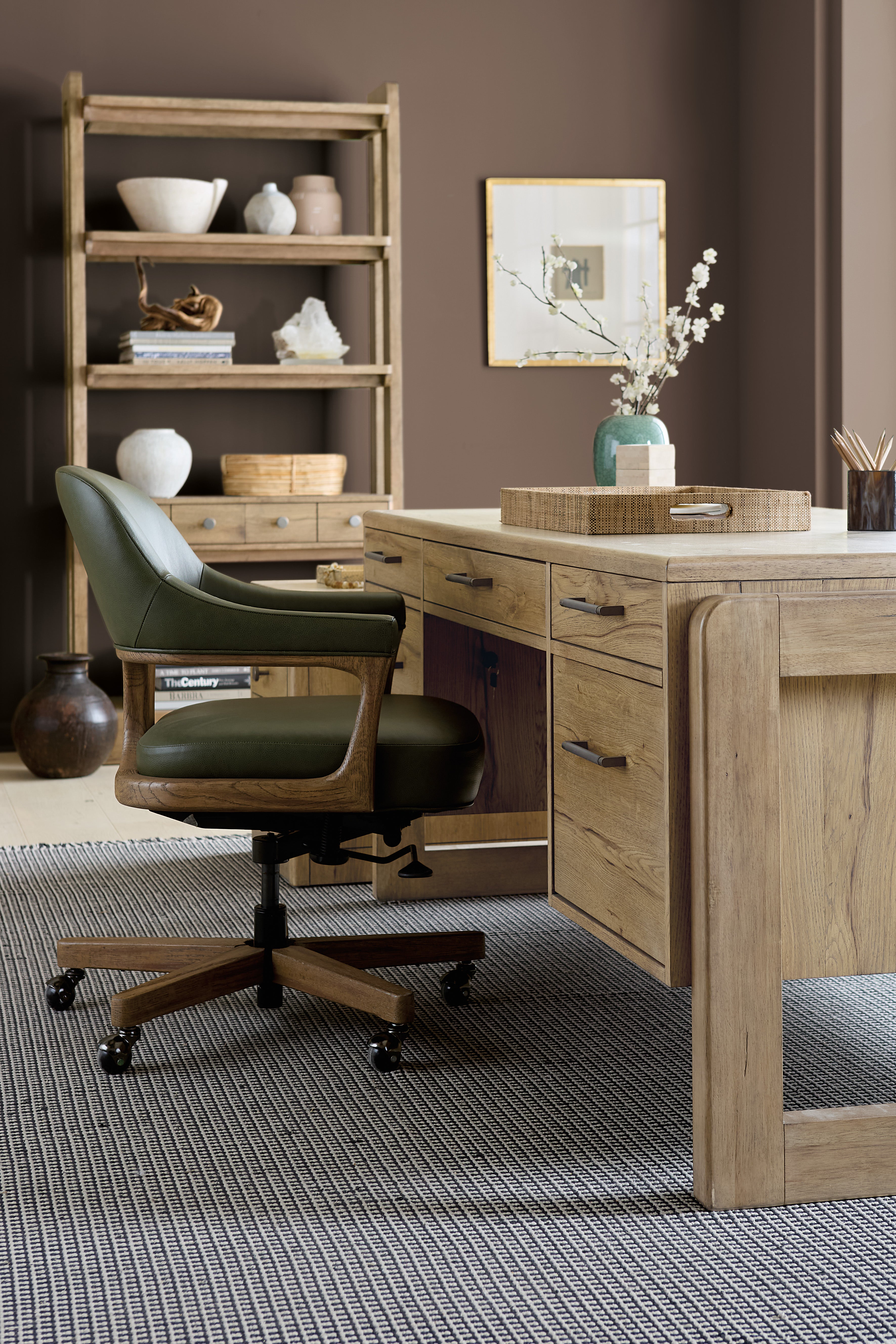 Hooker Furniture Briar Executive Swivel Tilt Chair