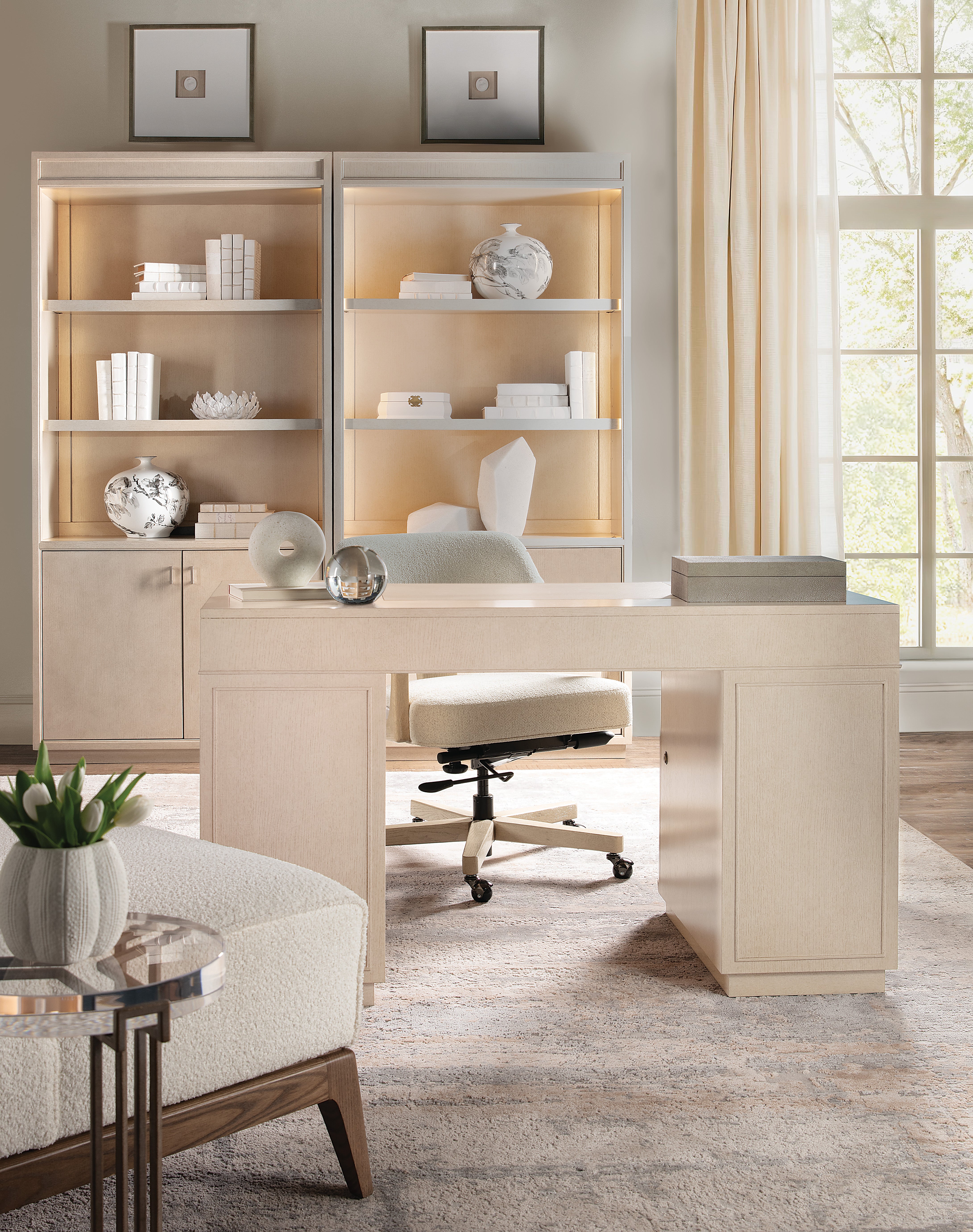 Hooker Furniture Marlowe Bookcase