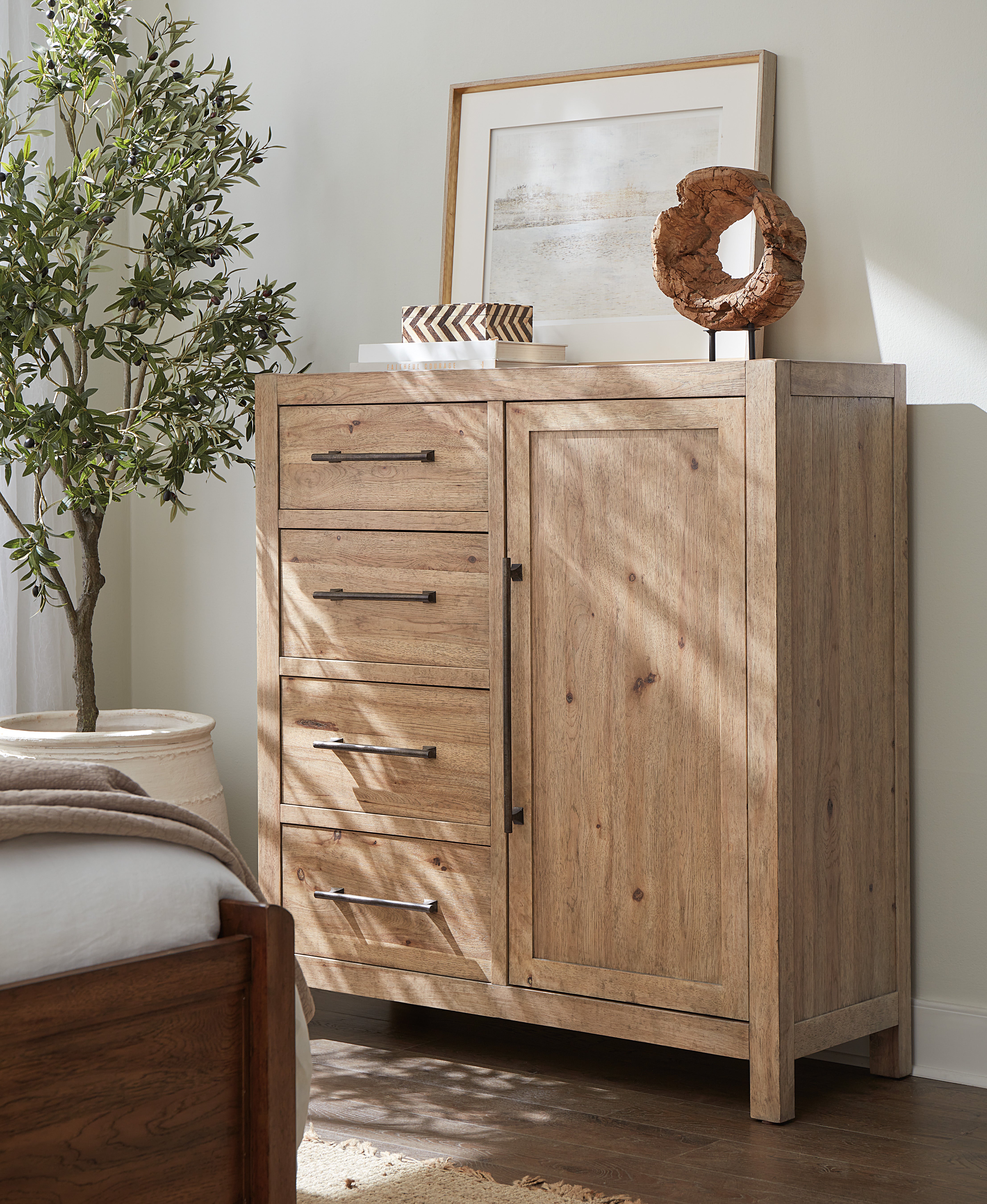 Hooker Furniture Vineyard Row Four-Drawer Door Chest