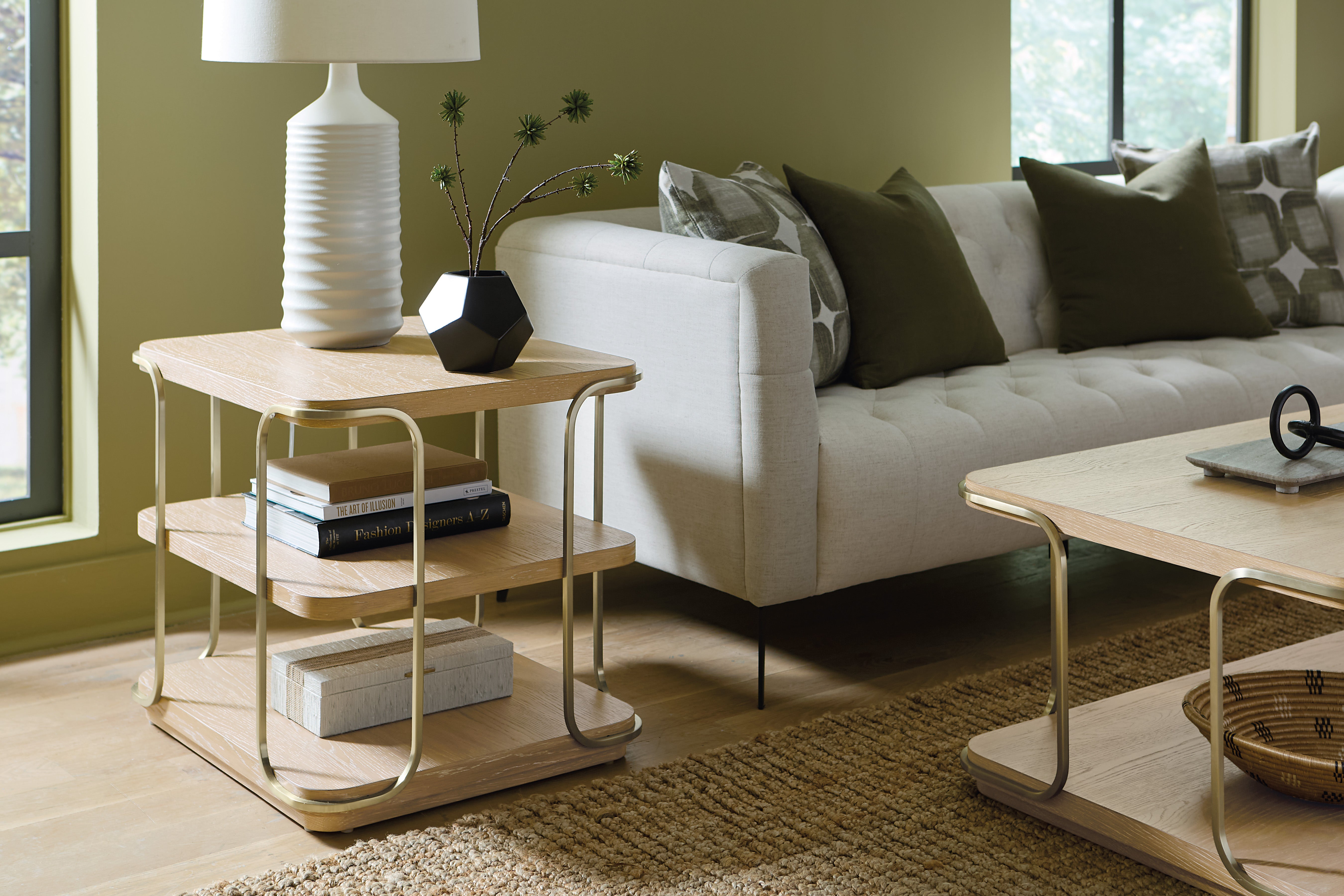 Hooker Furniture Banyon Bay End Table in Light Wood