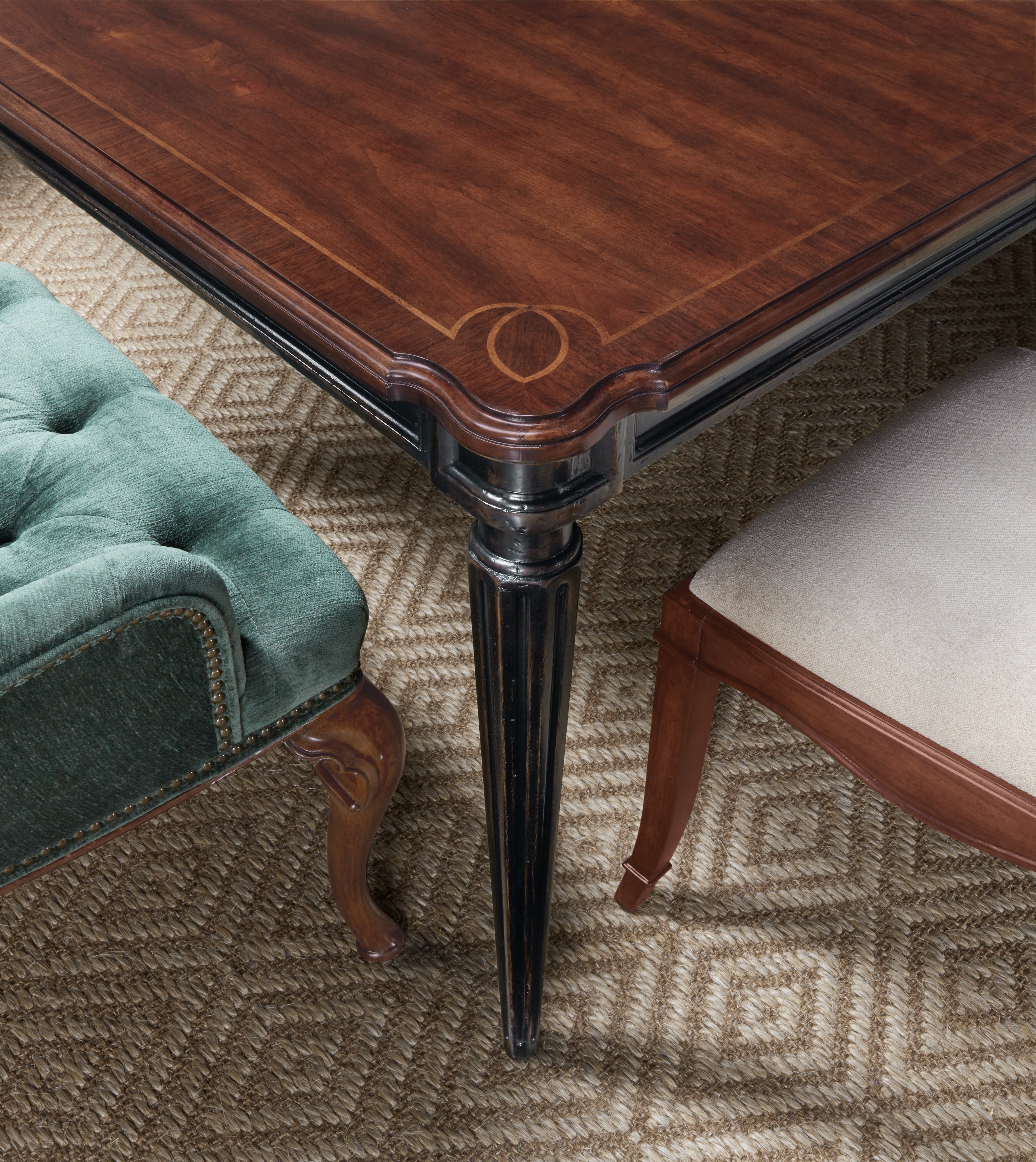Hooker Furniture Charleston Rectangle Leg Dining Table w-2-22in Leaves