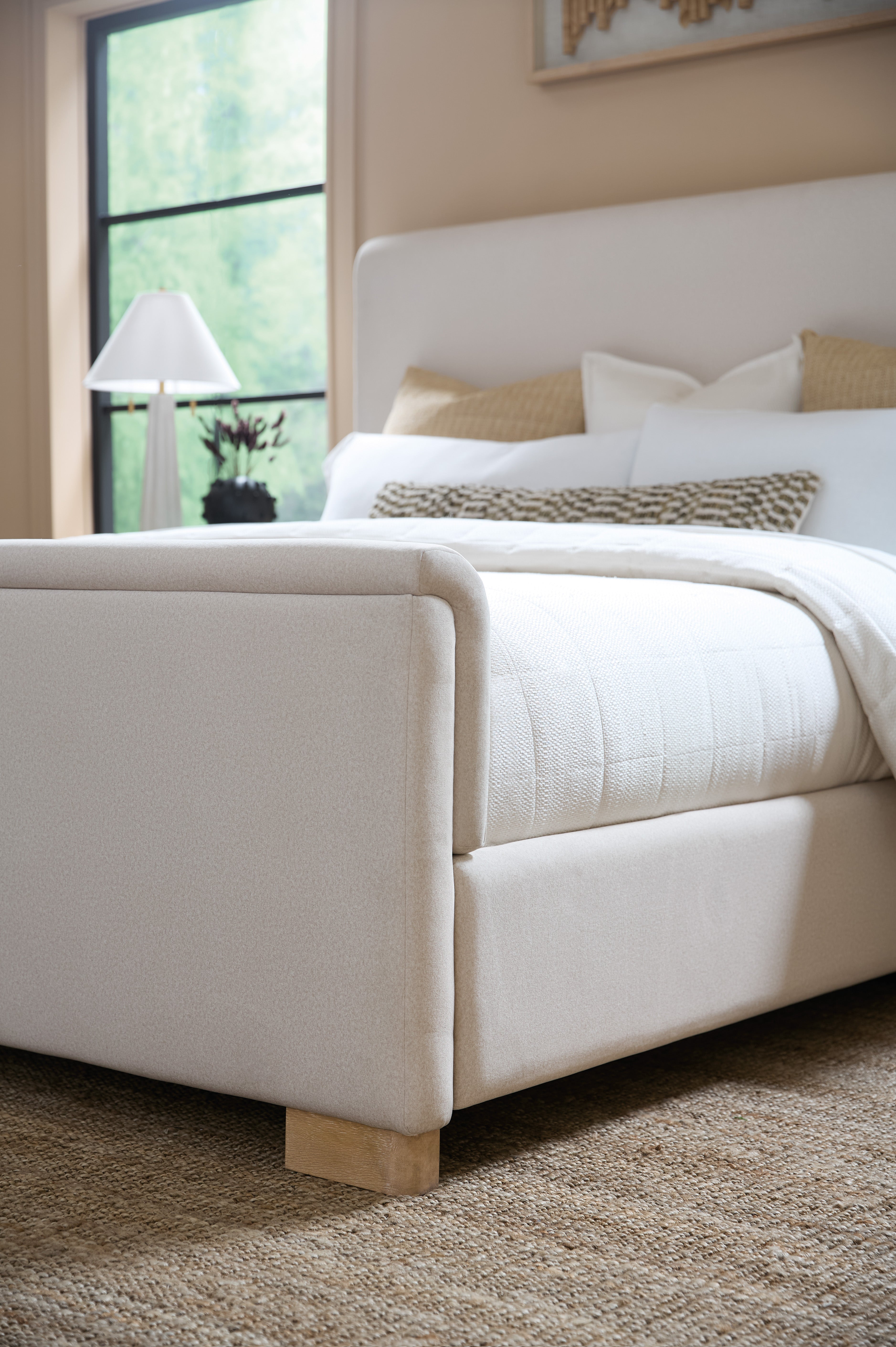 Hooker Furniture Banyon Bay Upholstered Bed